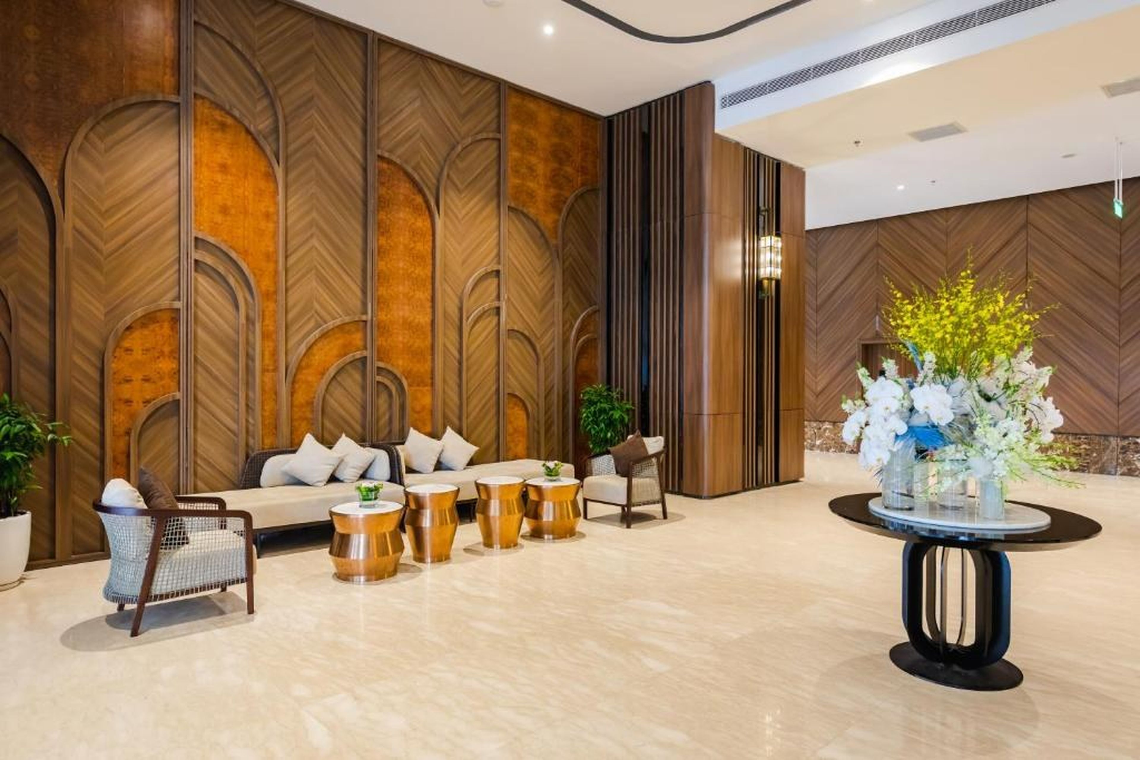 Muong Thanh Luxury Ha Long Centre Hotel - Hình 40
