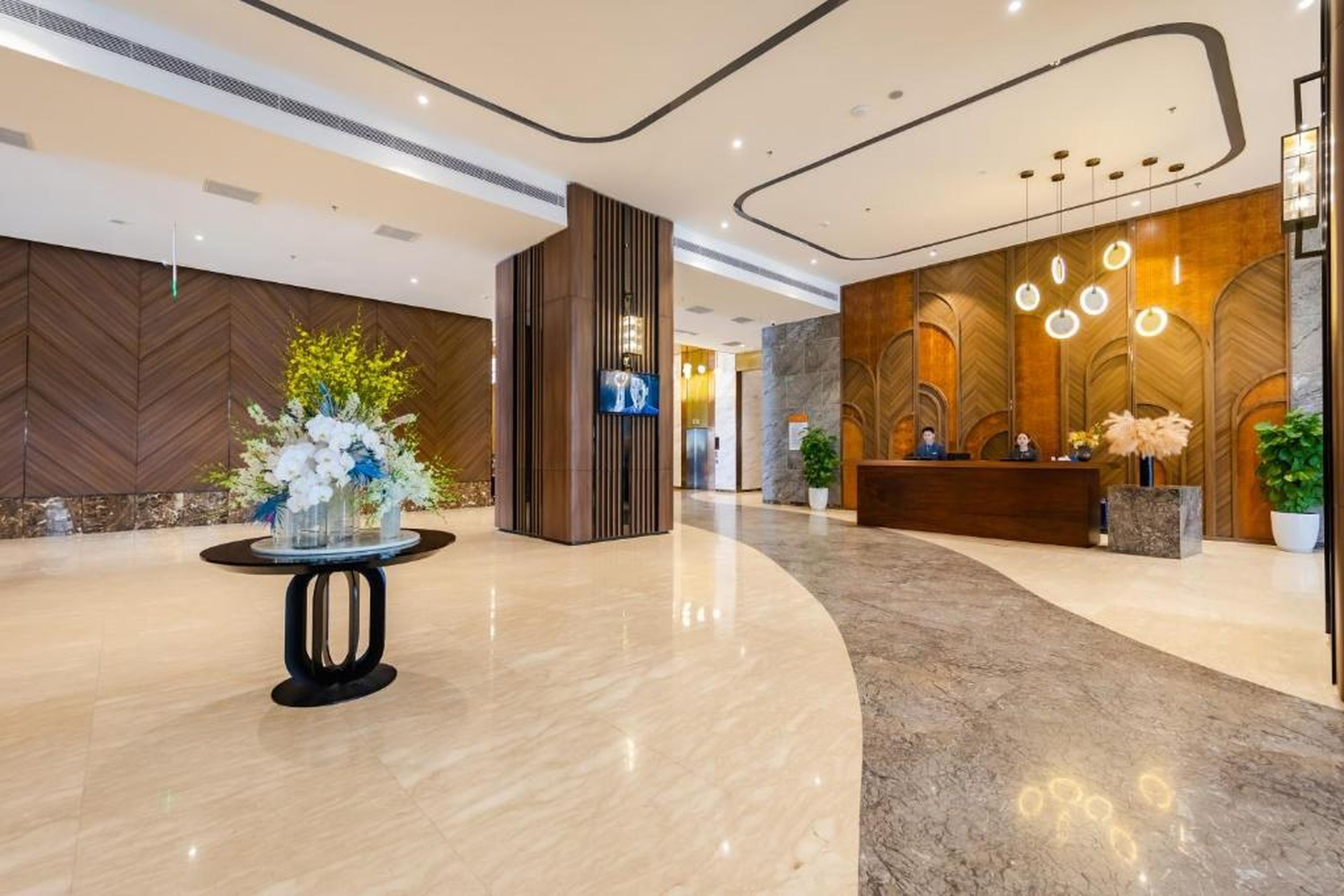 Muong Thanh Luxury Ha Long Centre Hotel - Hình 3