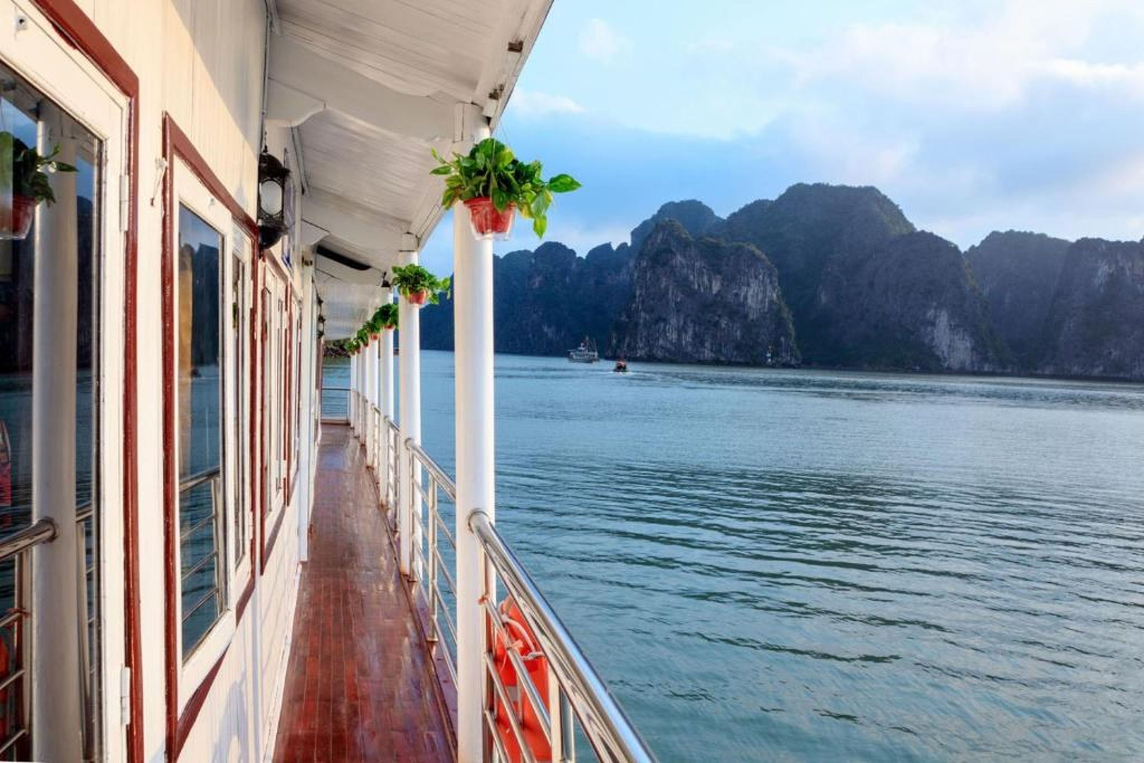 Cozy Bay Classic Cruise - Hình 44