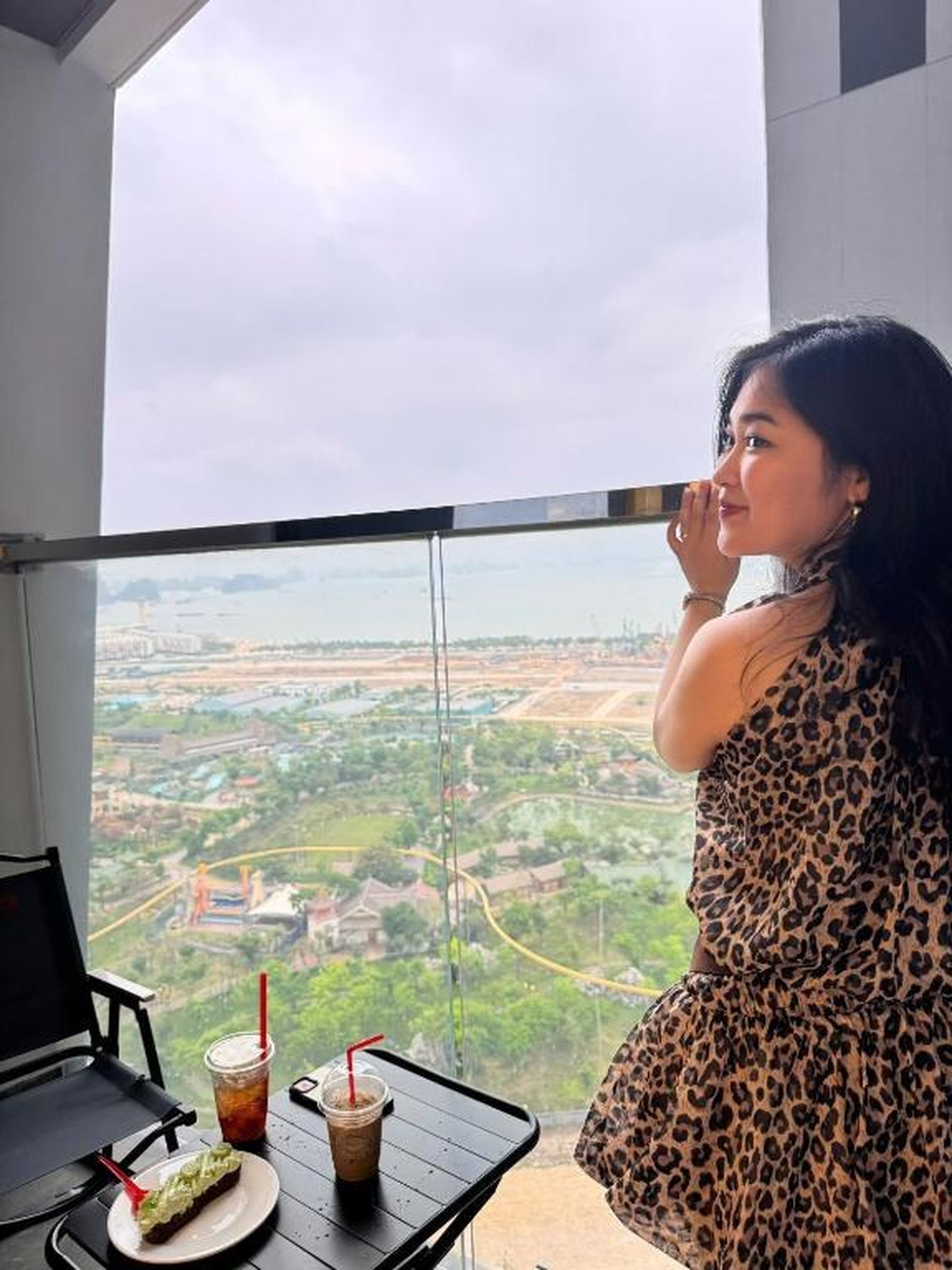 Kay Homestay 2112A Holiday Hạ Long View Biển Ngắm Pháo Hoa Nội Thất Cao Cấp - Hình 11