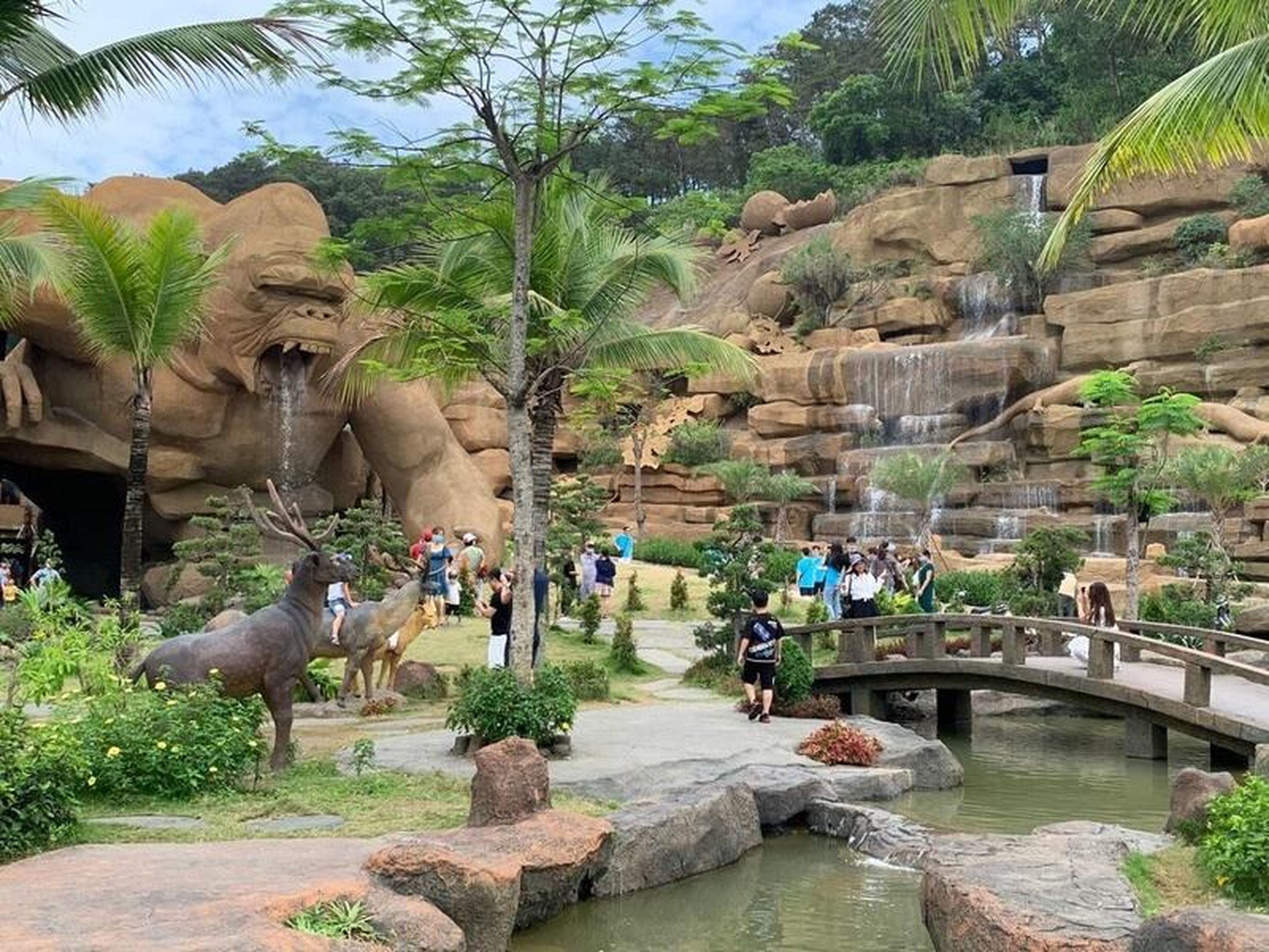 Công viên King Kong Tuần Châu, vẻ đẹp đến từ những công trình điêu khắc - Hình 3