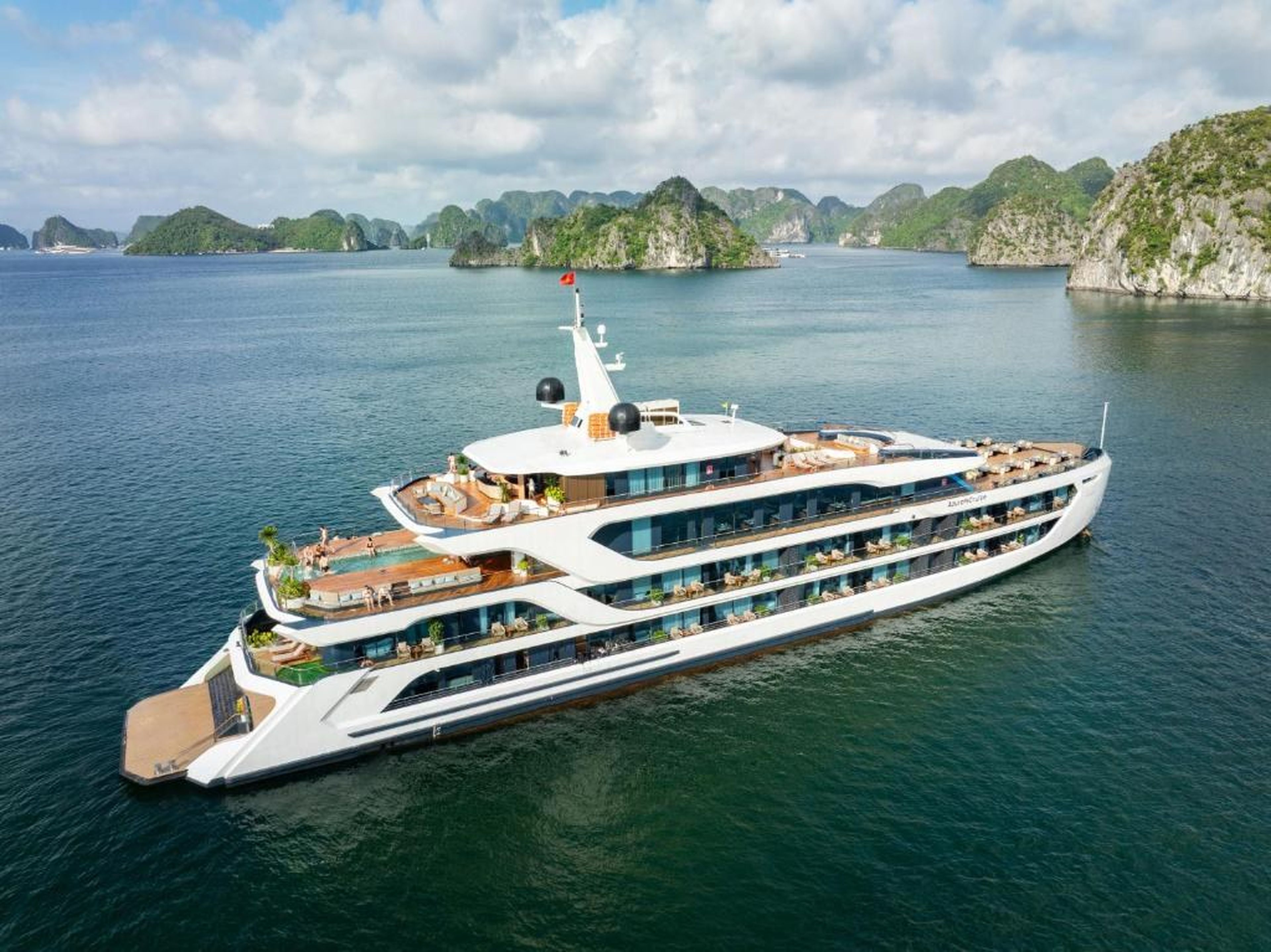 Azura Cruise - Hình 5