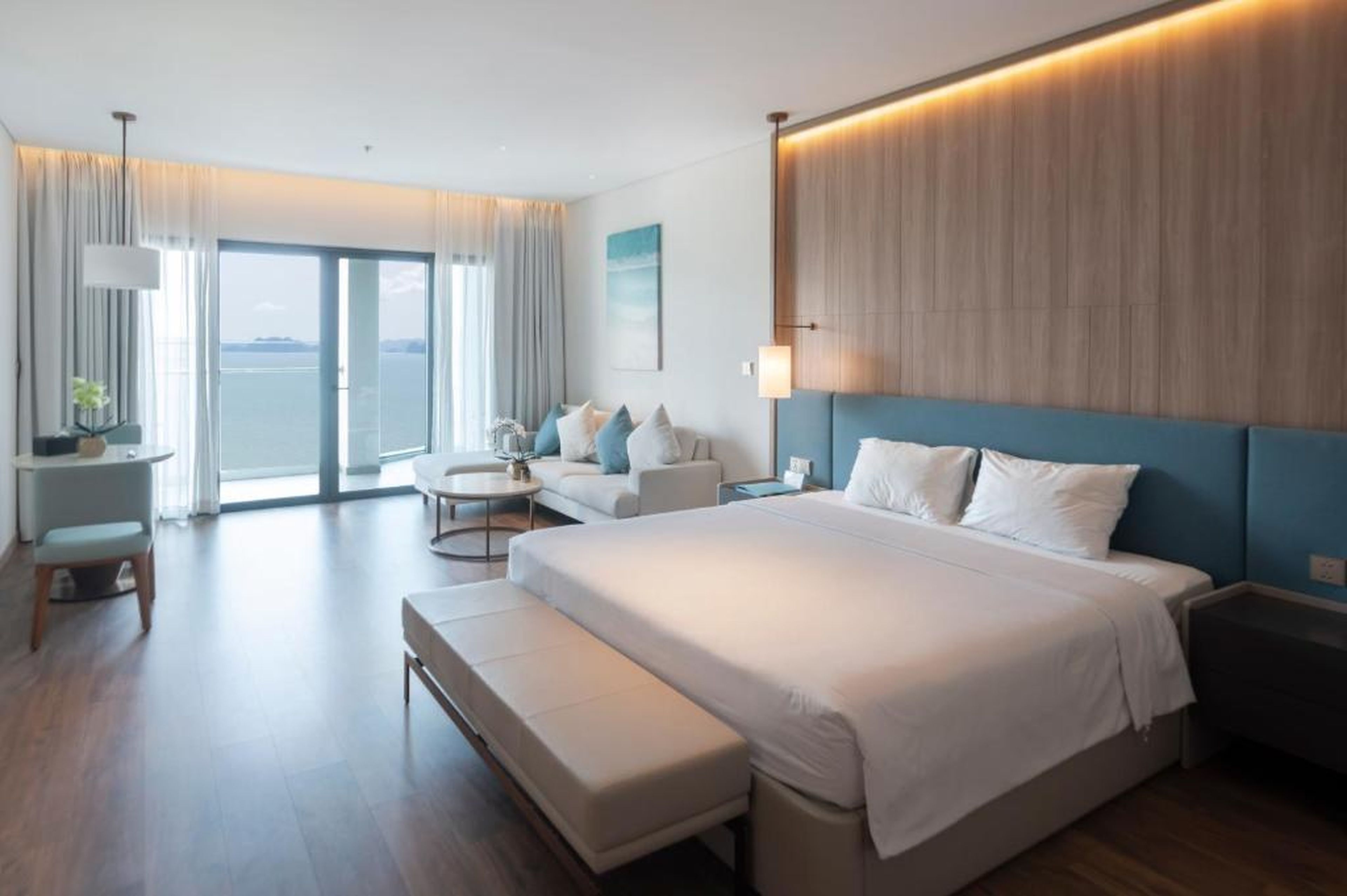Căn hộ cao cấp tại ALaCarte Ha Long Bay Hotel Residence - Hình 15