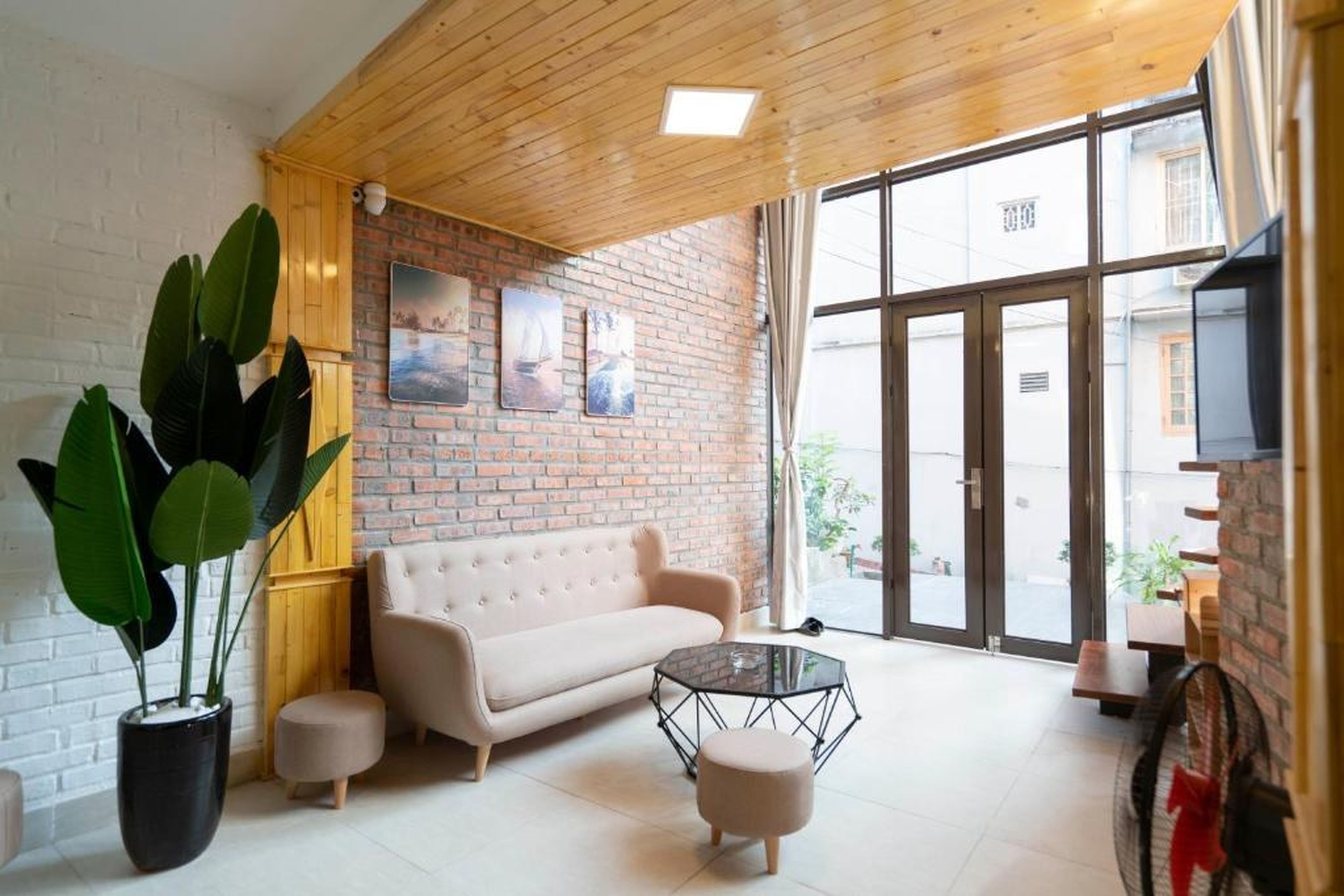 Private room in Halong center - Hình 4