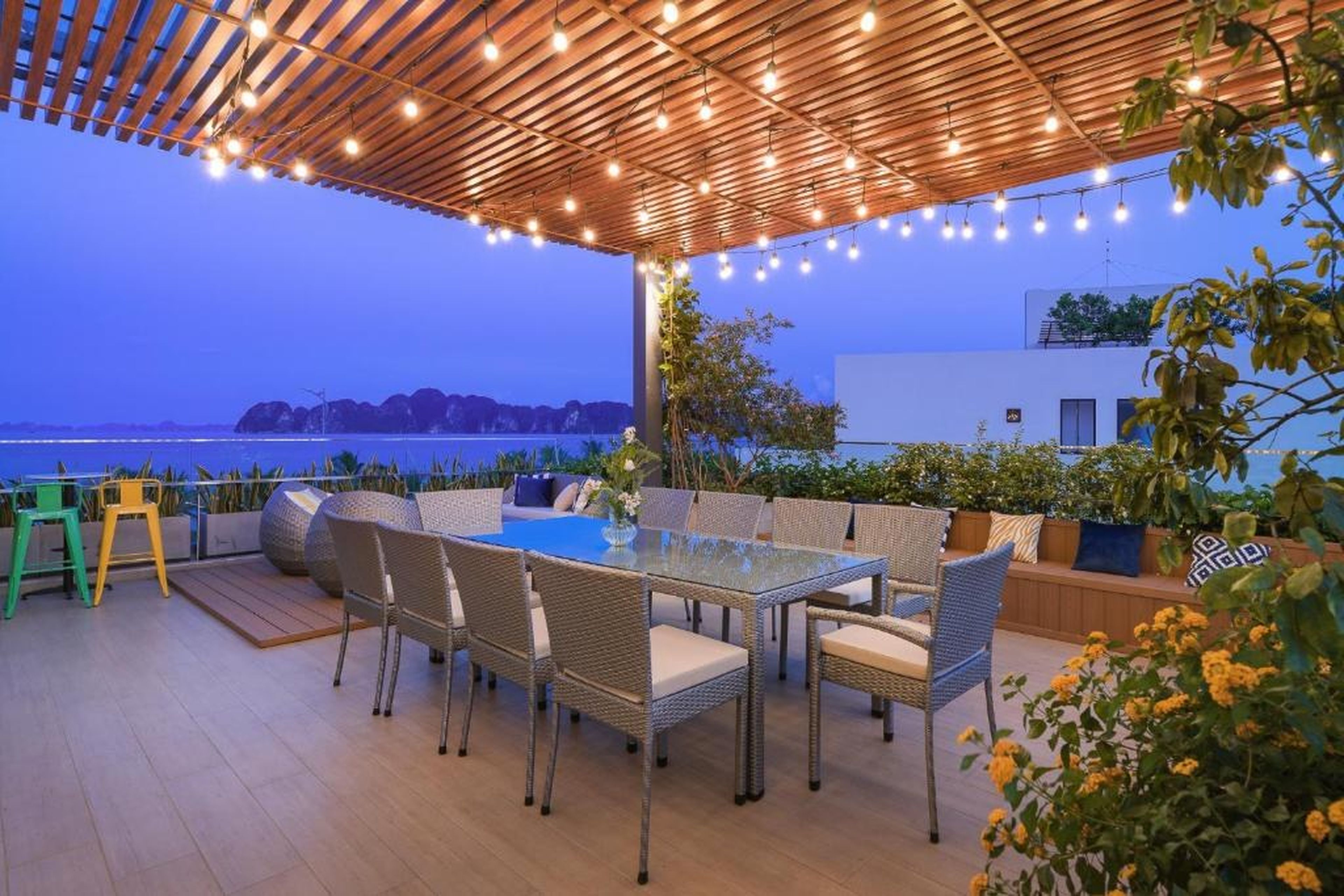 Tahagi Villa Tuan Chau Ha Long by HOFs - Hình 12