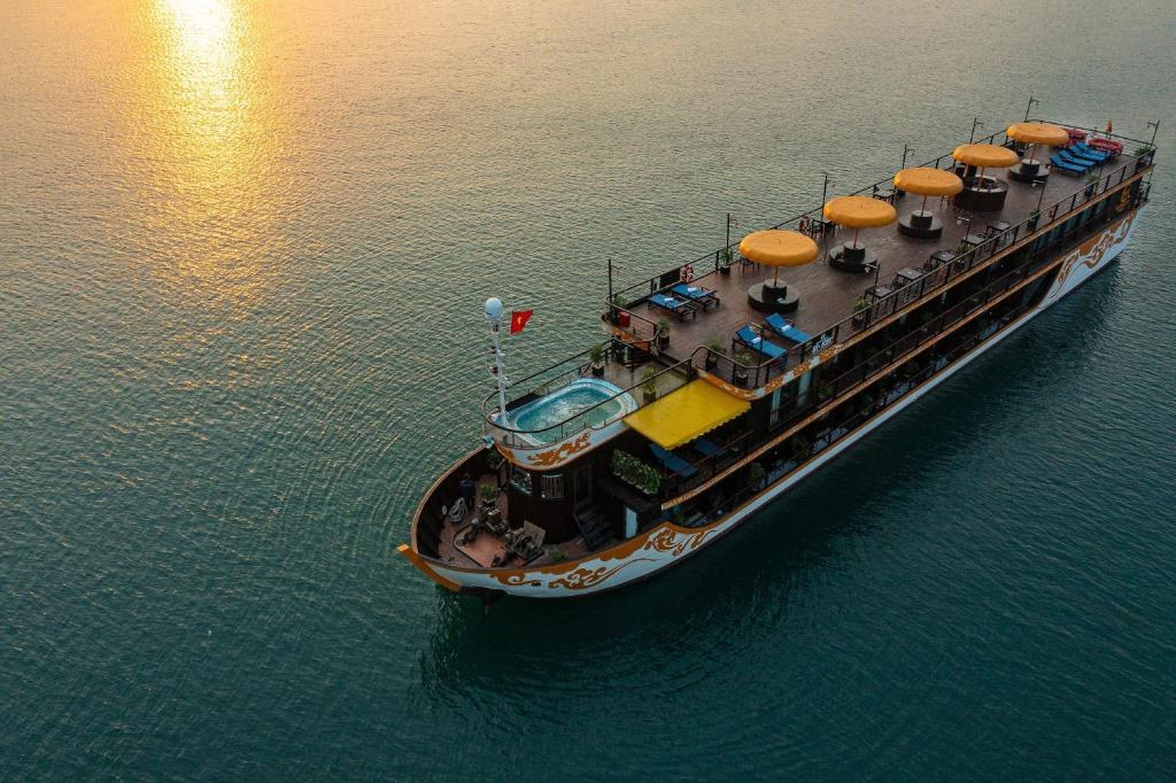 Nostalgia Halong Cruise - Hình 7
