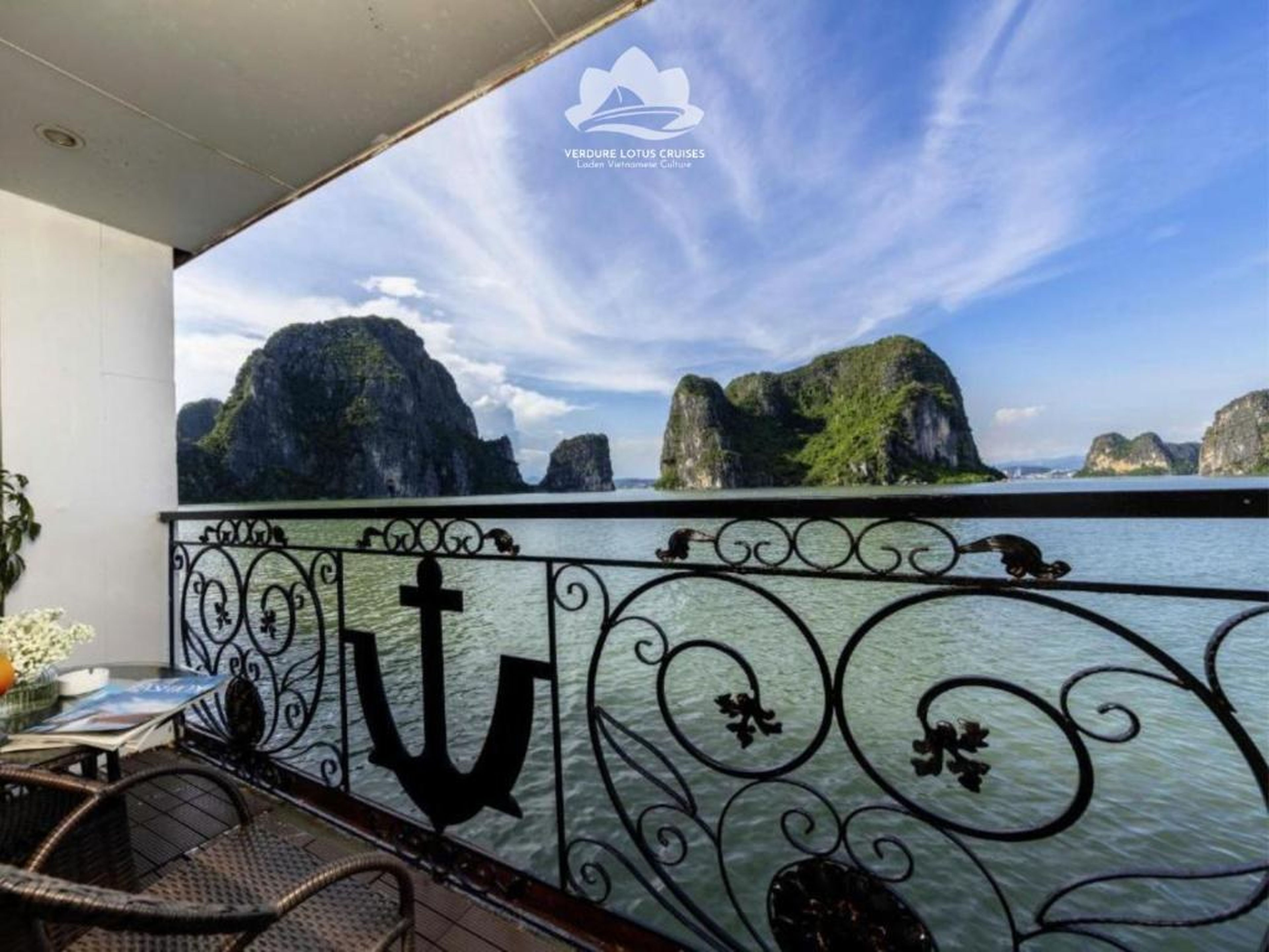 Verdure Lotus Grandeur Cruise on Ha Long Bay - Hình 38