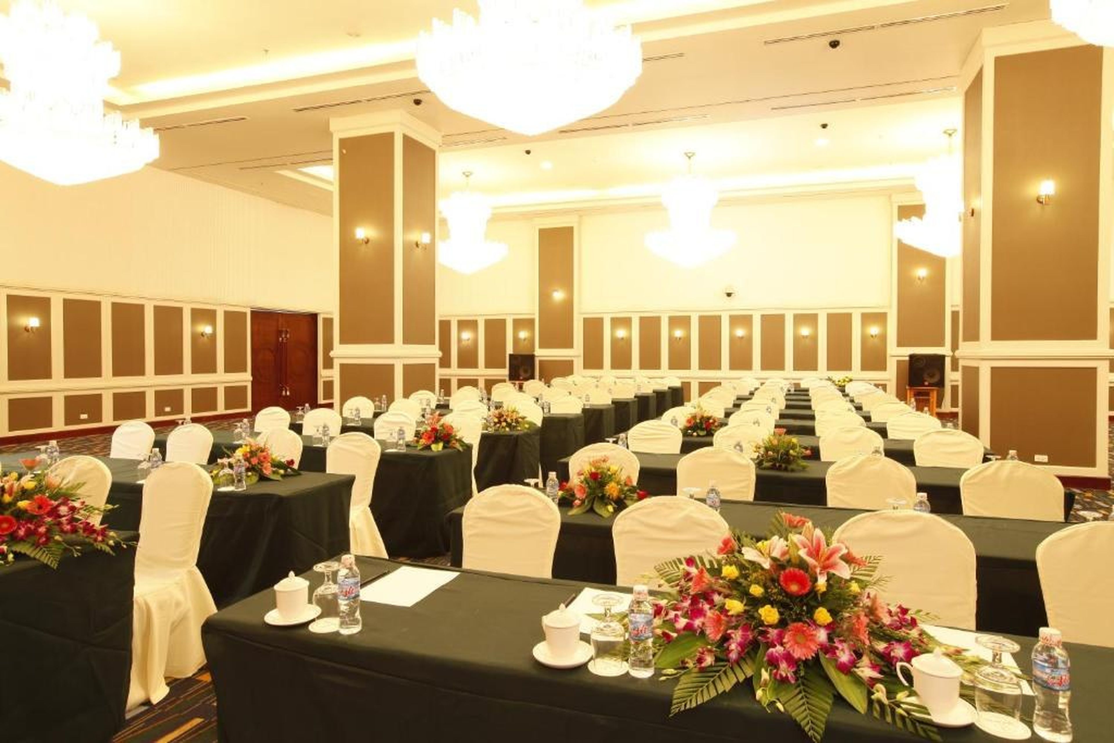 Majestic Mong Cai Hotel - Hình 7