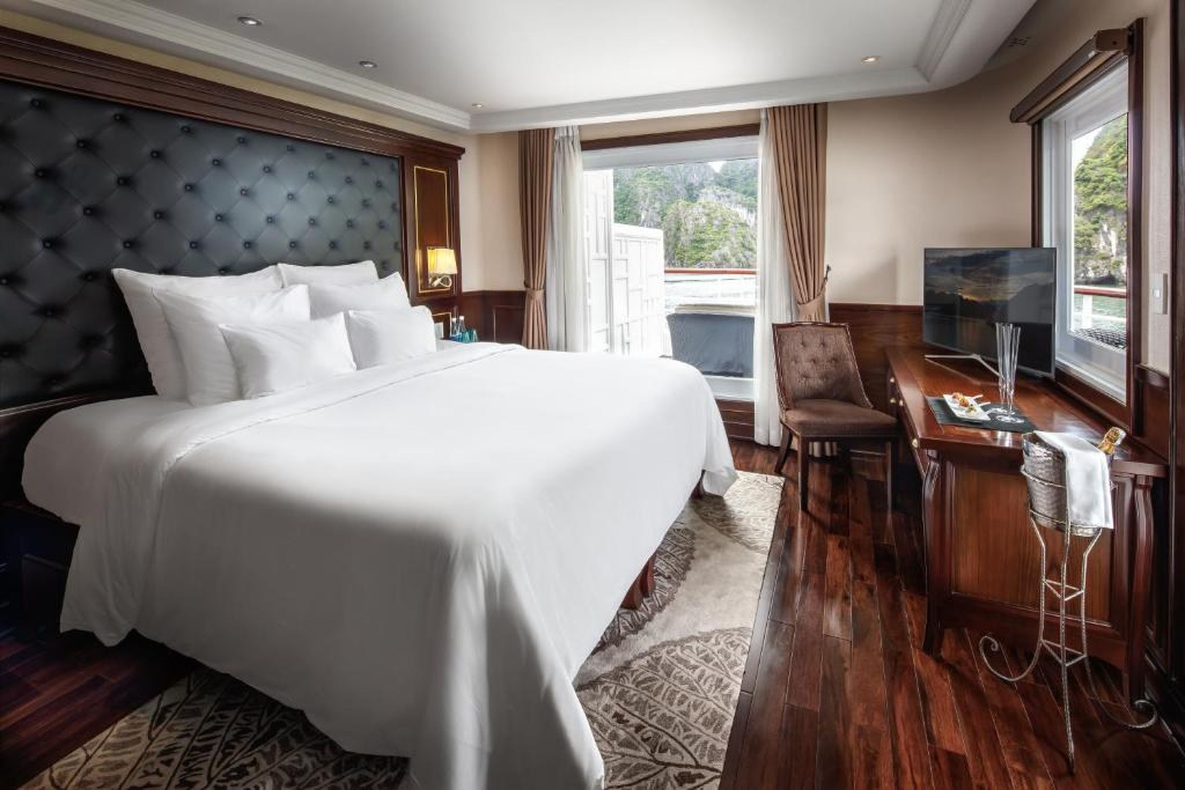 Paradise Elegance Cruise Halong - Hình 33
