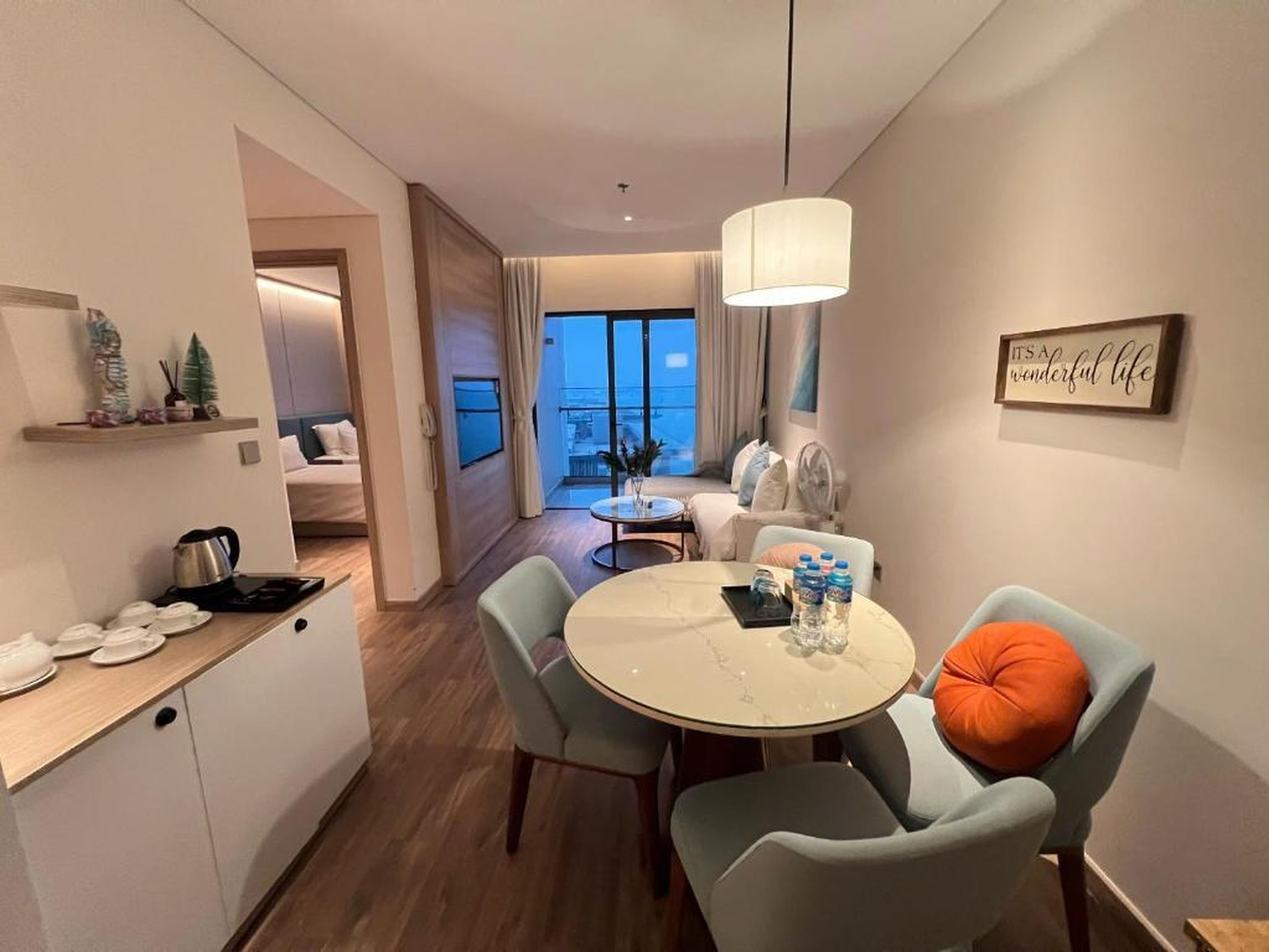 HB Serviced Apartment - Alacarte Hạ Long - Hình 9