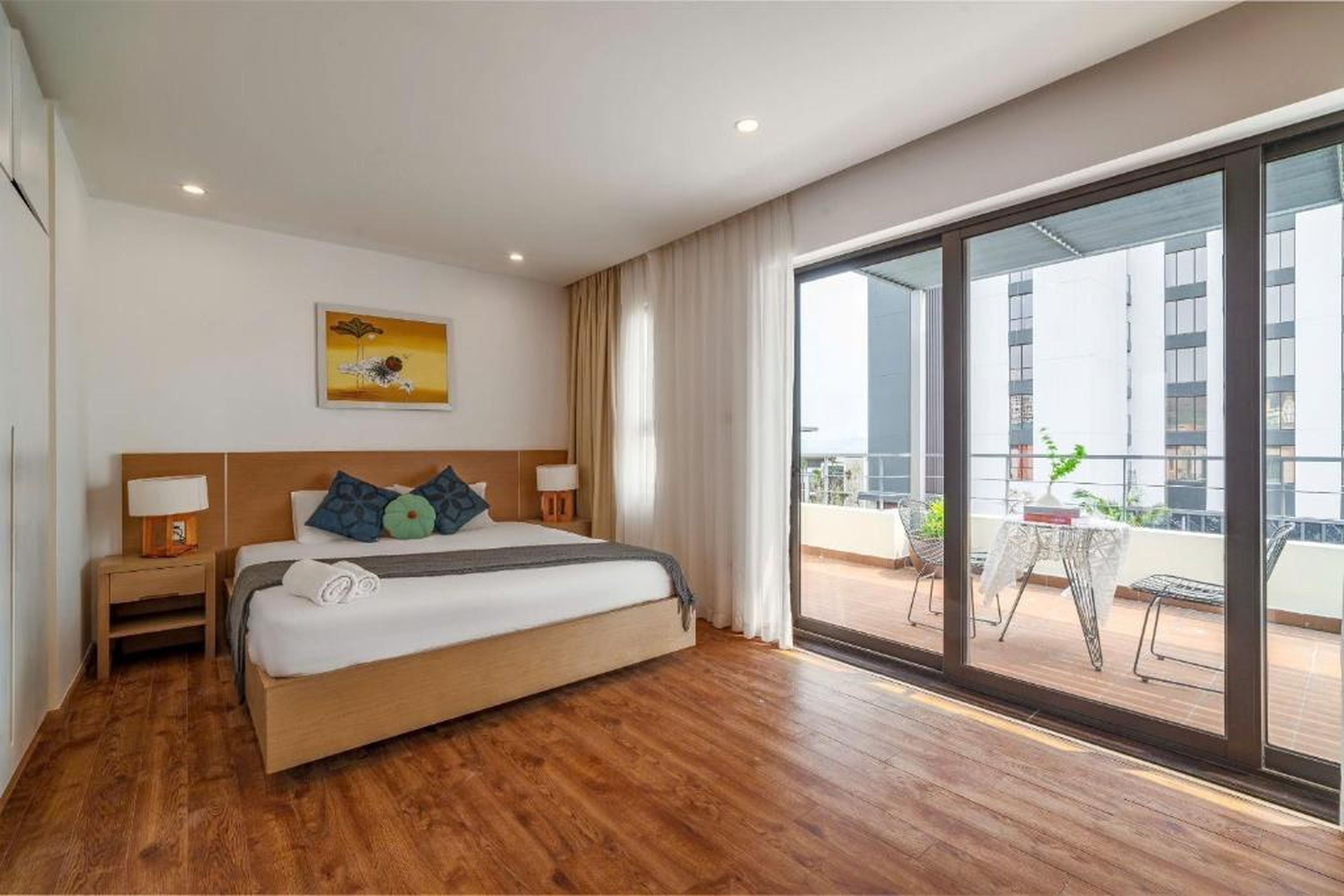 Villa Royal Lotus 5 Phòng ngủ - Căn hộ cao cấp Icon 40 - Hình 2