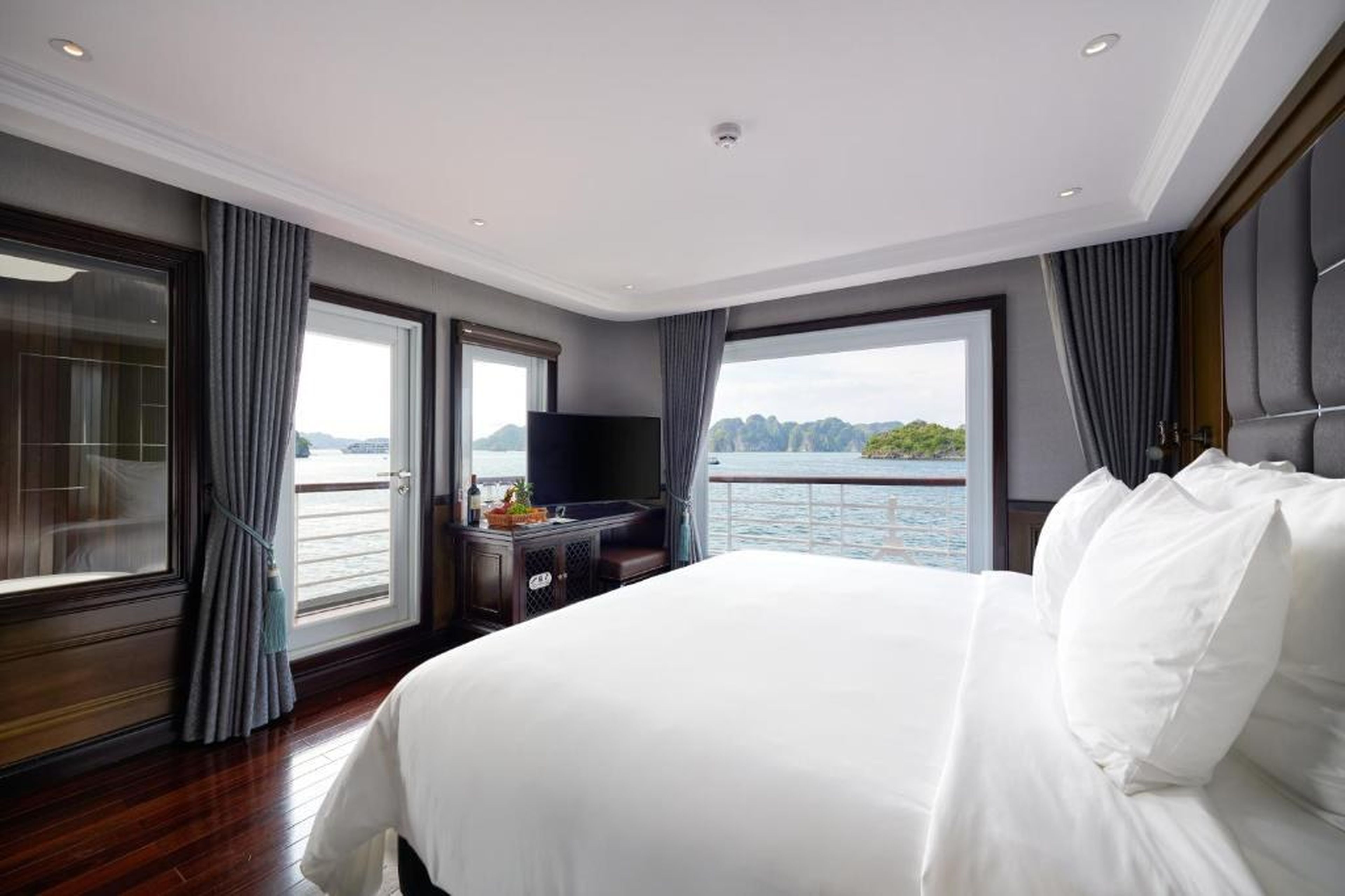 Paradise Grand Cruise - Lan Ha Bay - Hình 44