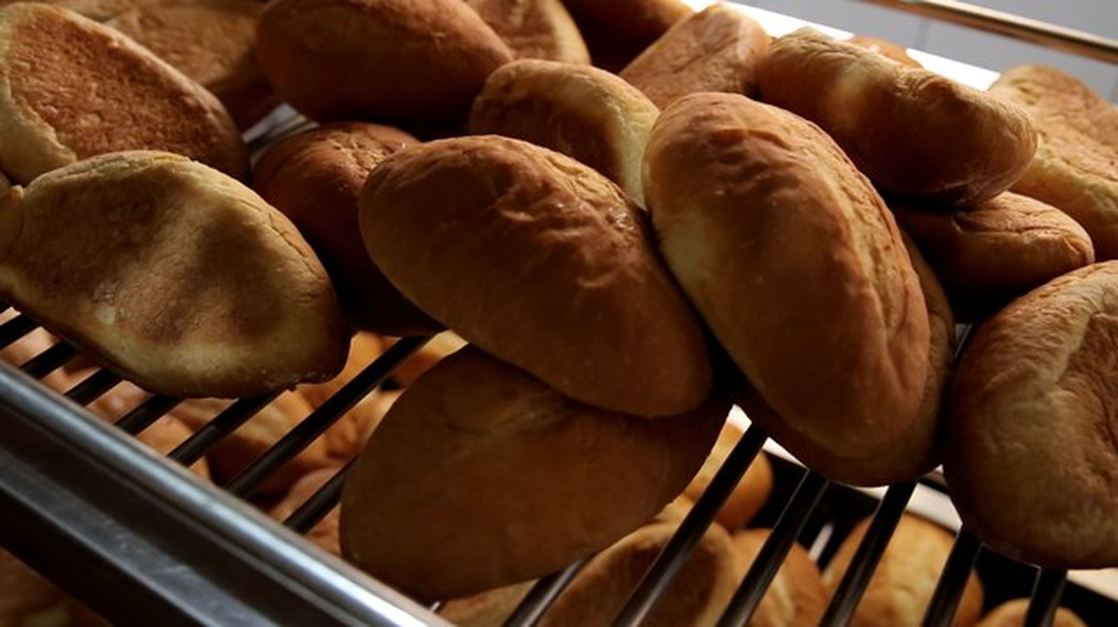 Quang Ninh Mining Bread – A Simple Mid-Shift Meal for Mine Workers - Hình 4