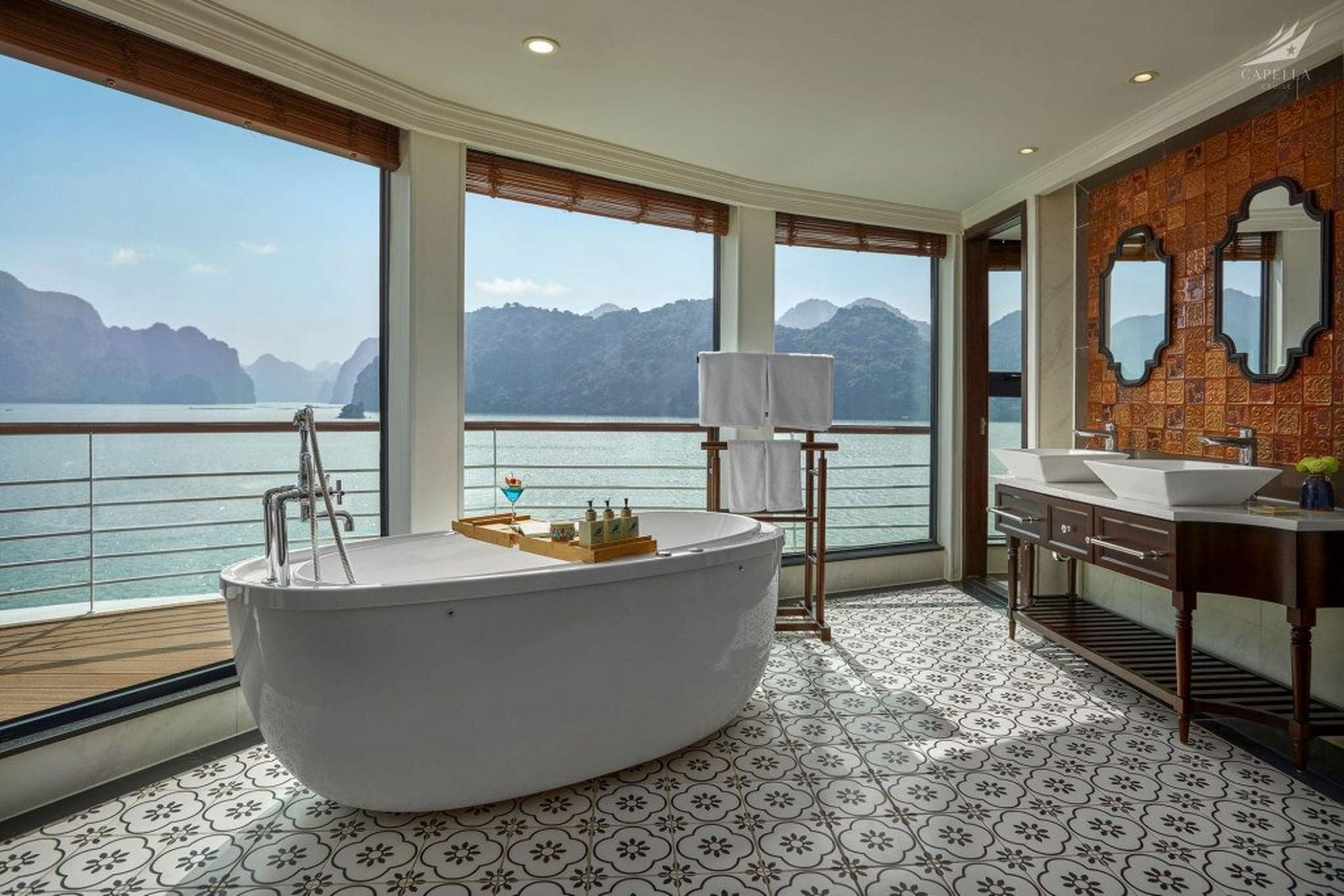 Capella Hạ Long Cruise – An Impressive “Symphony” on the Enchanting Bay - Hình 16