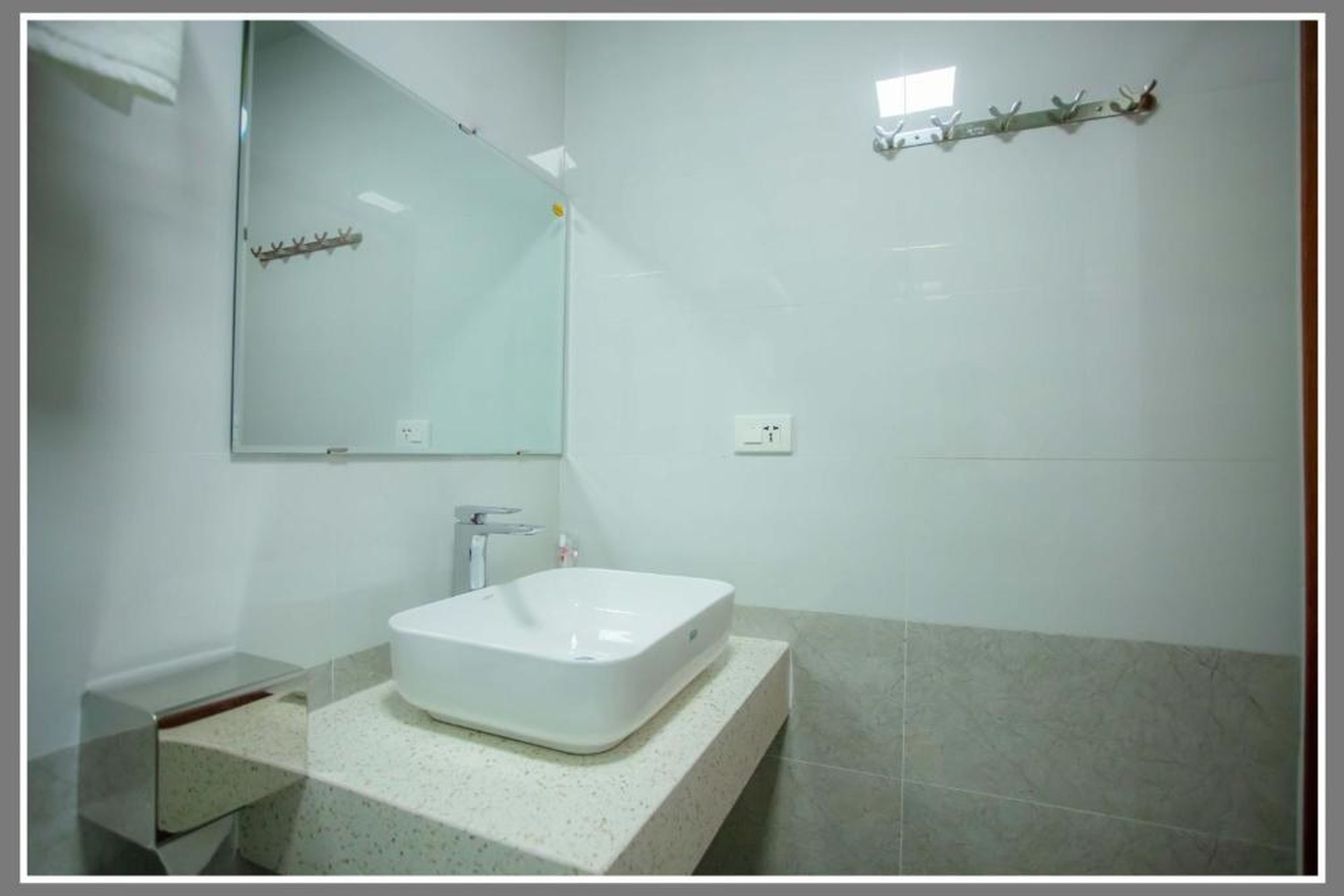 Duc Manh Hotel (Đức Mạnh Hotel) - Hình 14