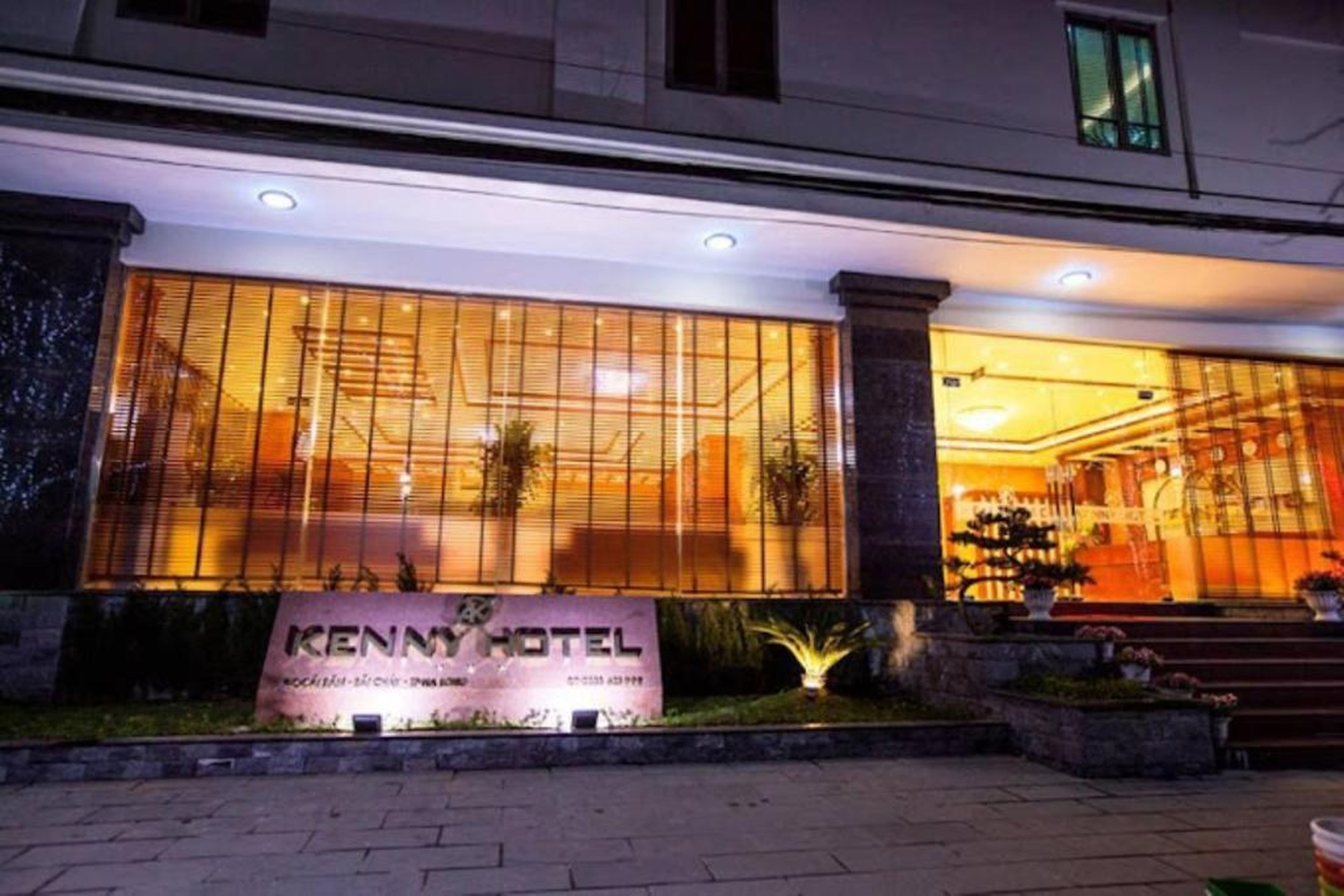 Kenny Hotel Ha Long - Hình 42