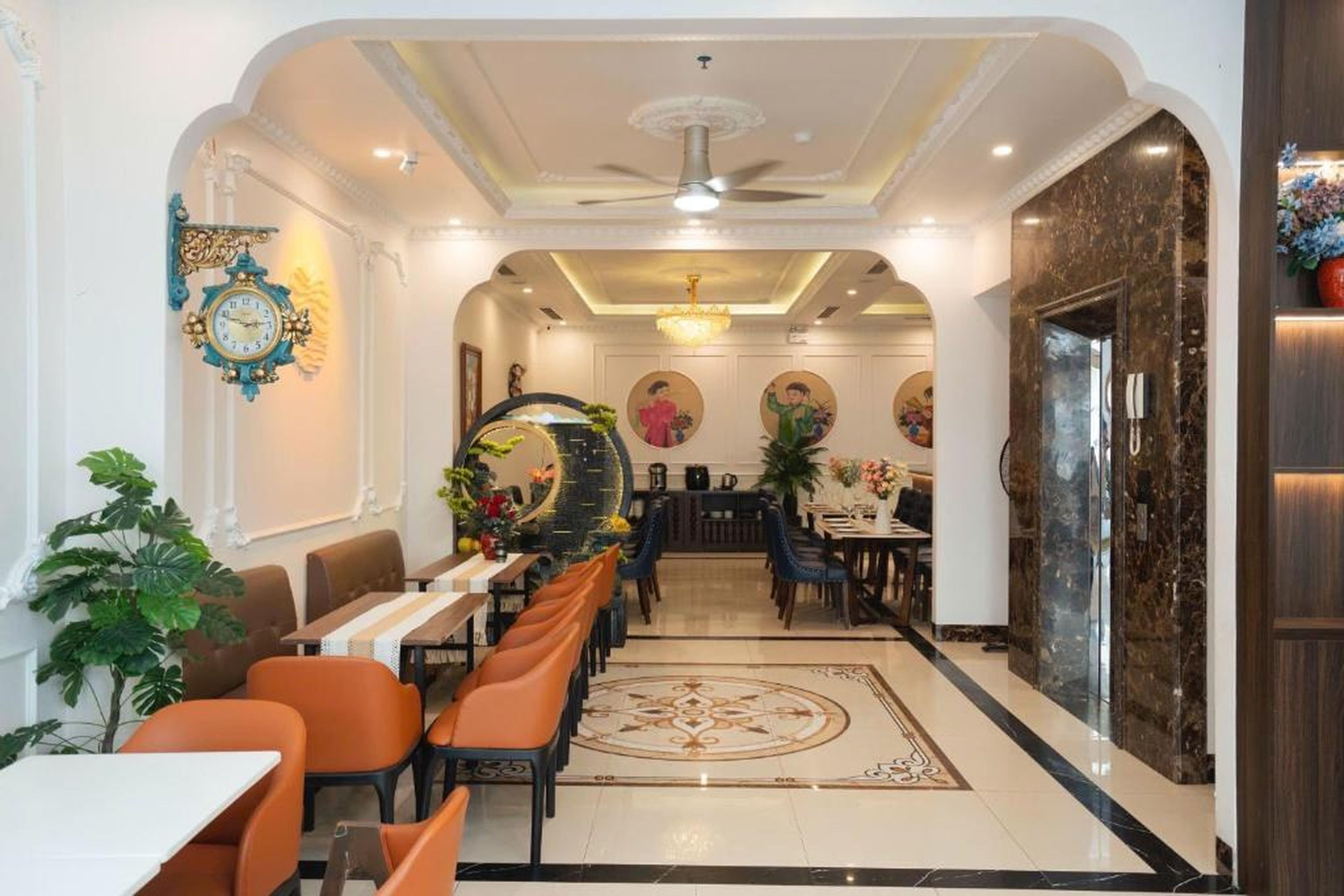Minh Chau Hotel & Coffee - Hình 24