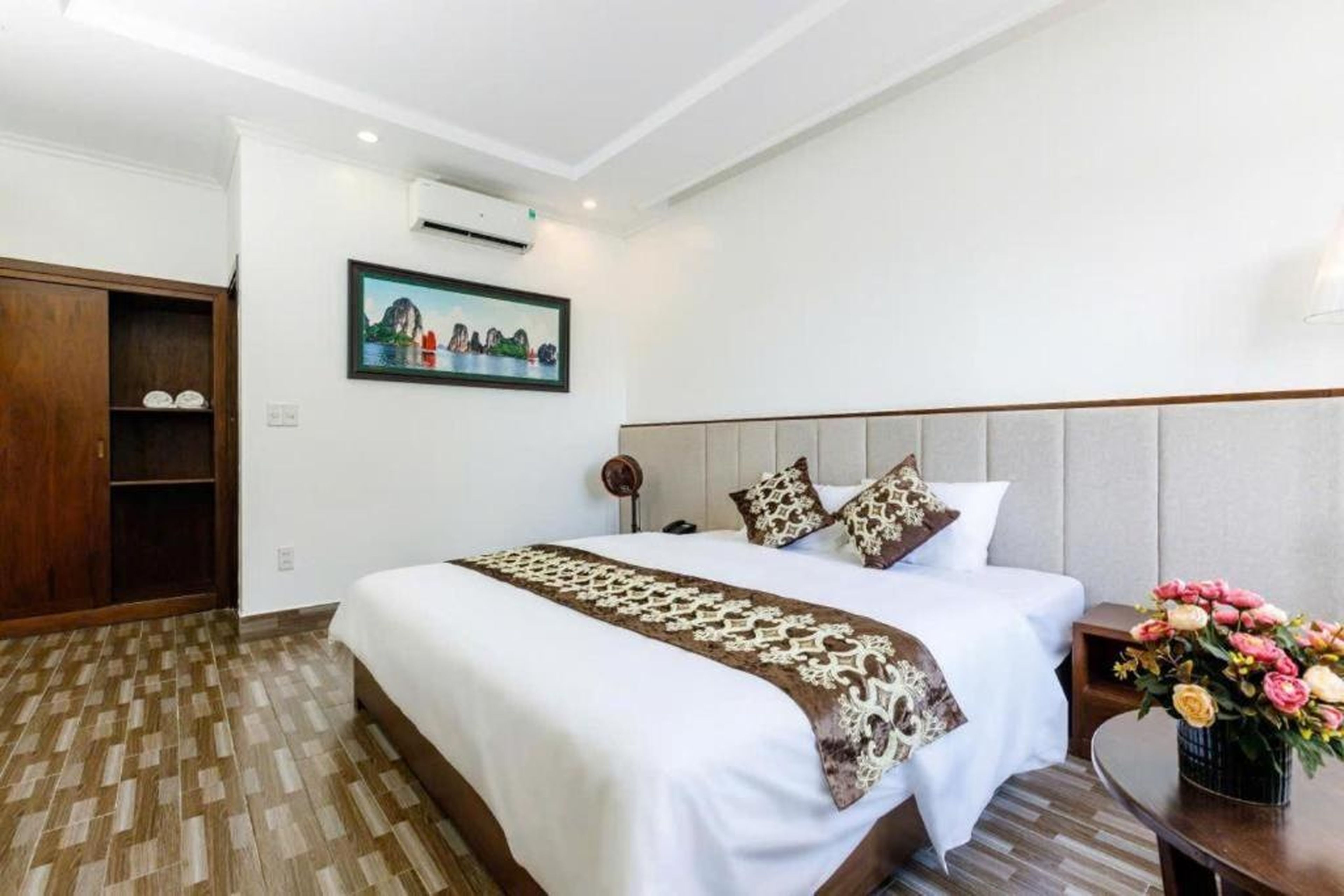 Hưng Anh Hotel - Hình 28
