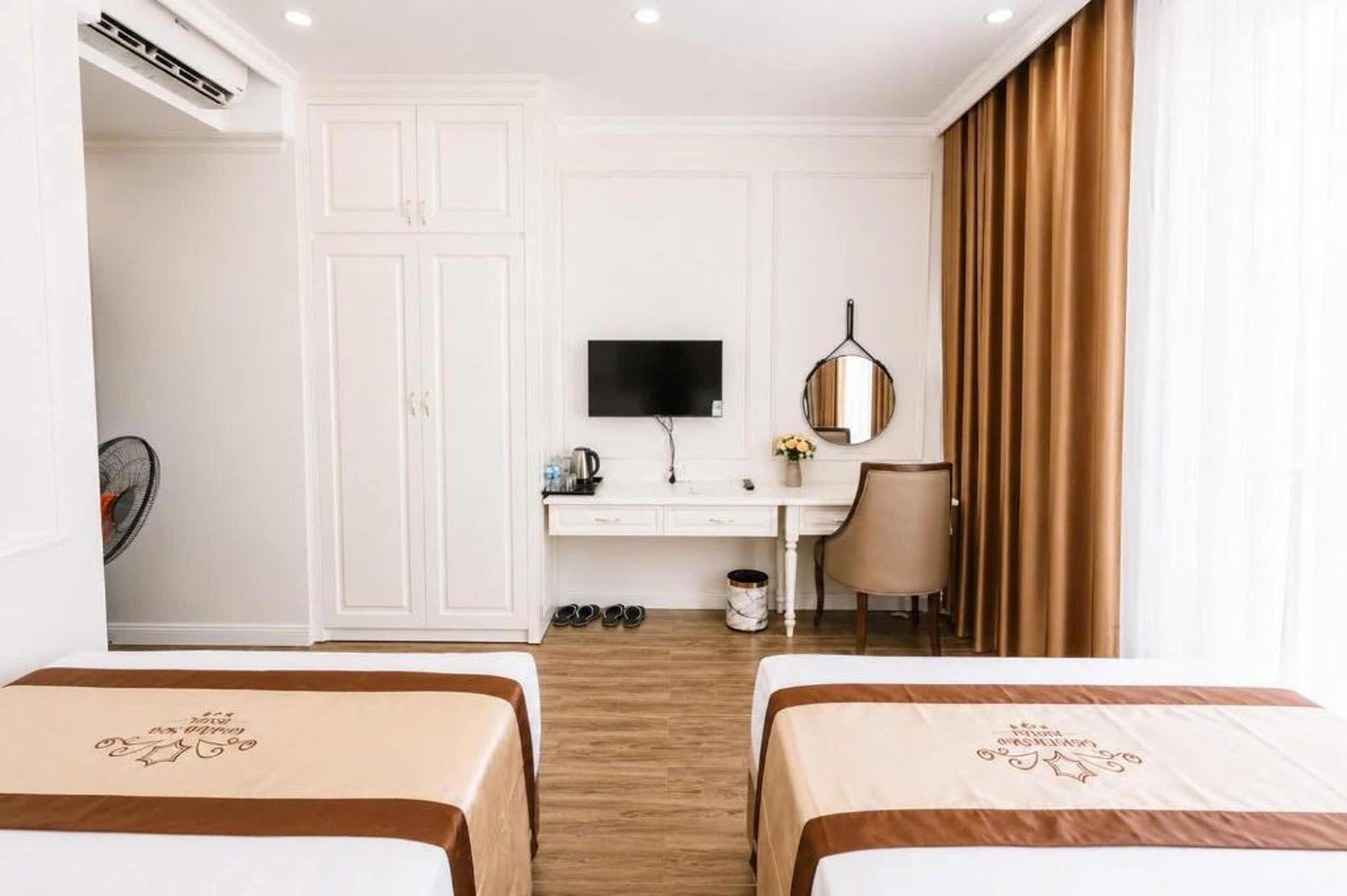 Khách sạn Golden Sea Hạ Long - Hình 18