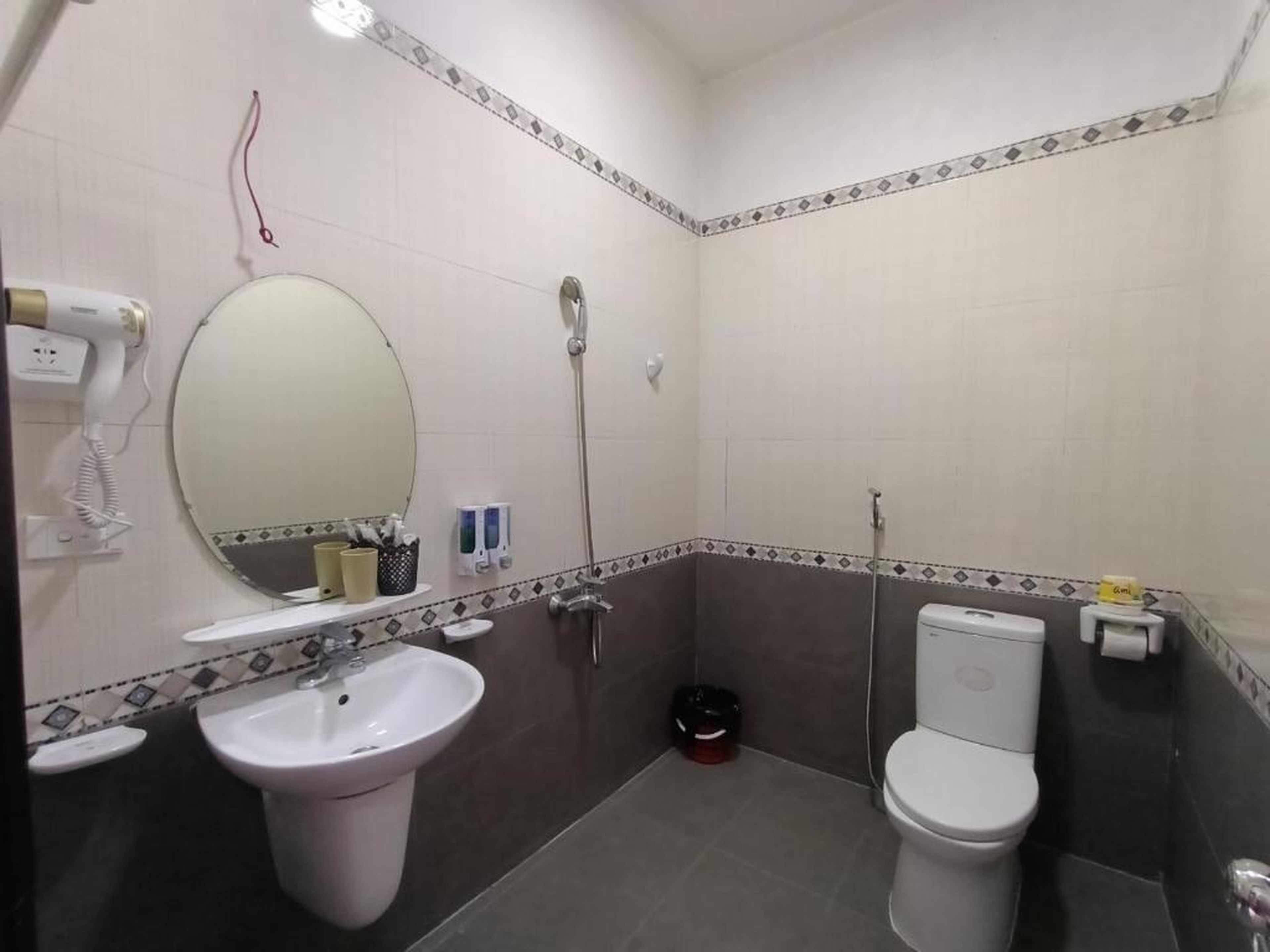 Resort HTC Tuần Châu - Hình 2