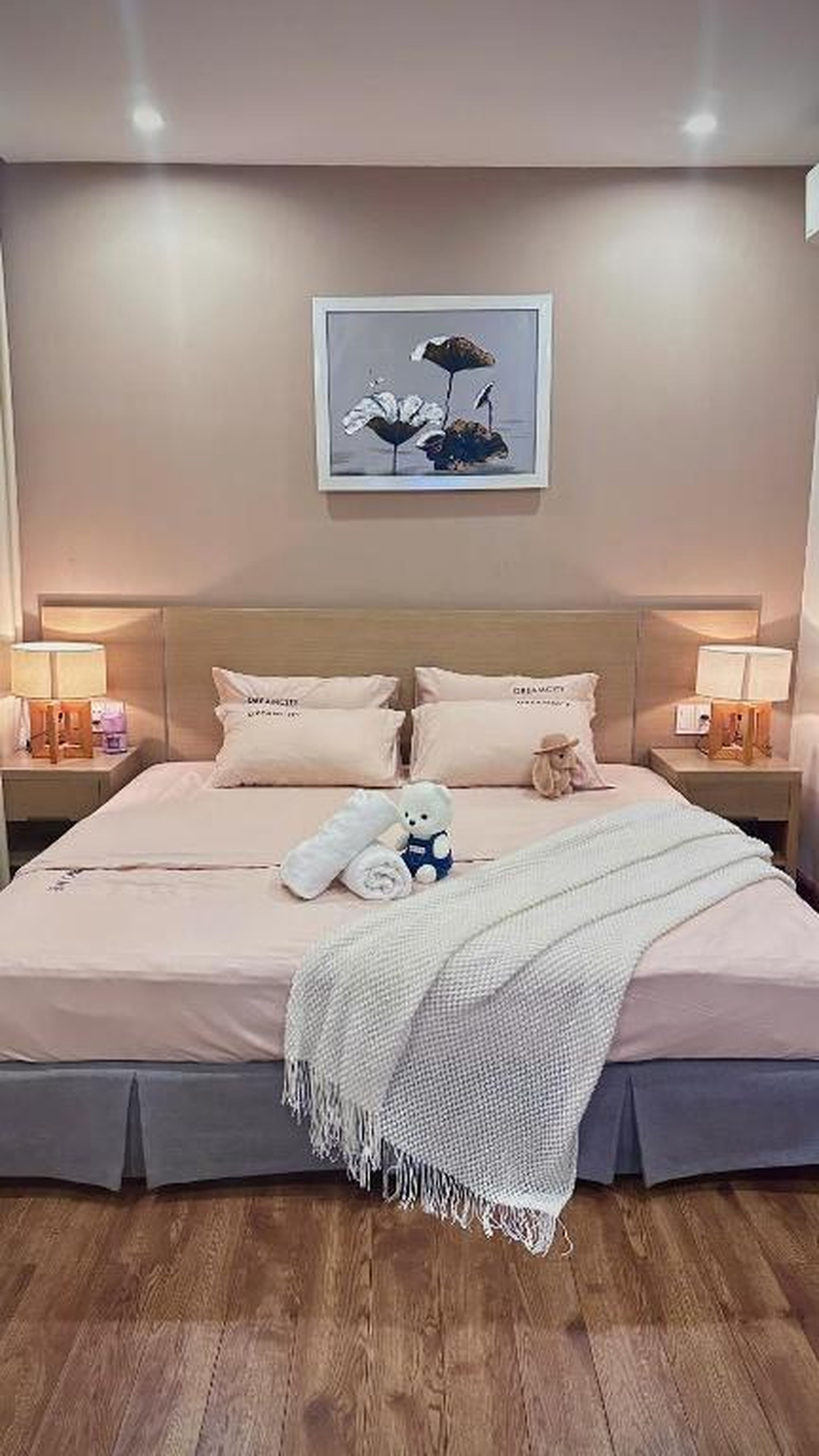 Lotus Villa Hạ Long - Hình 2