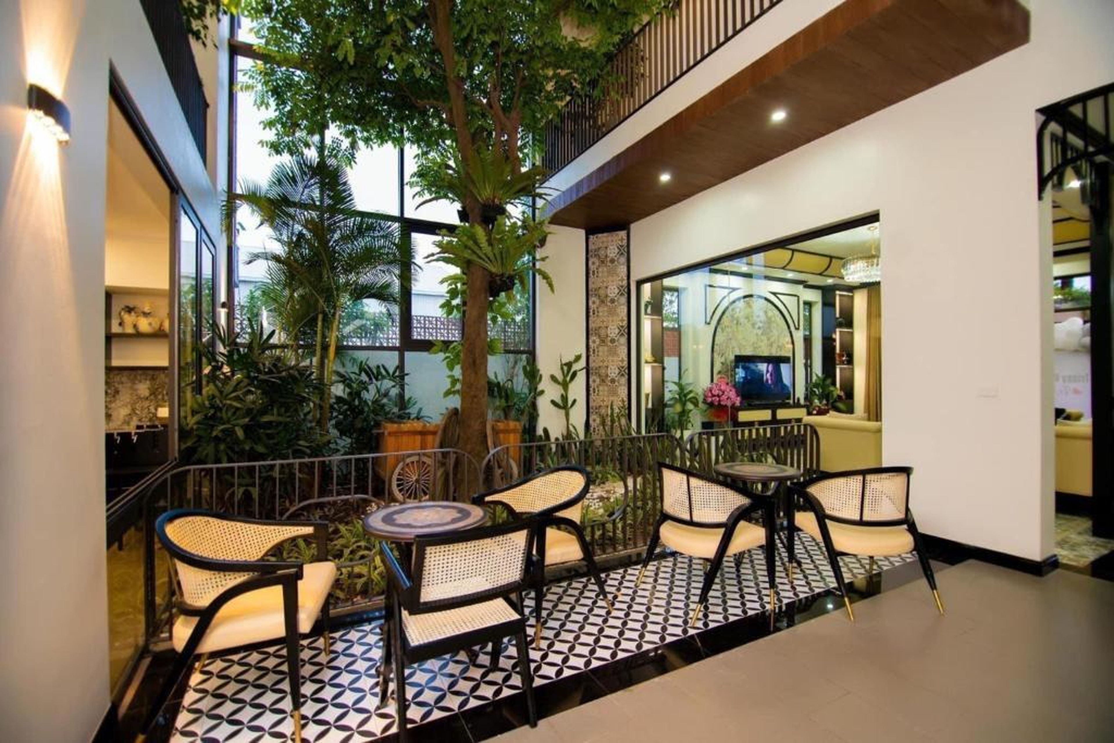 Indochine Ha Long Villa - Hình 14