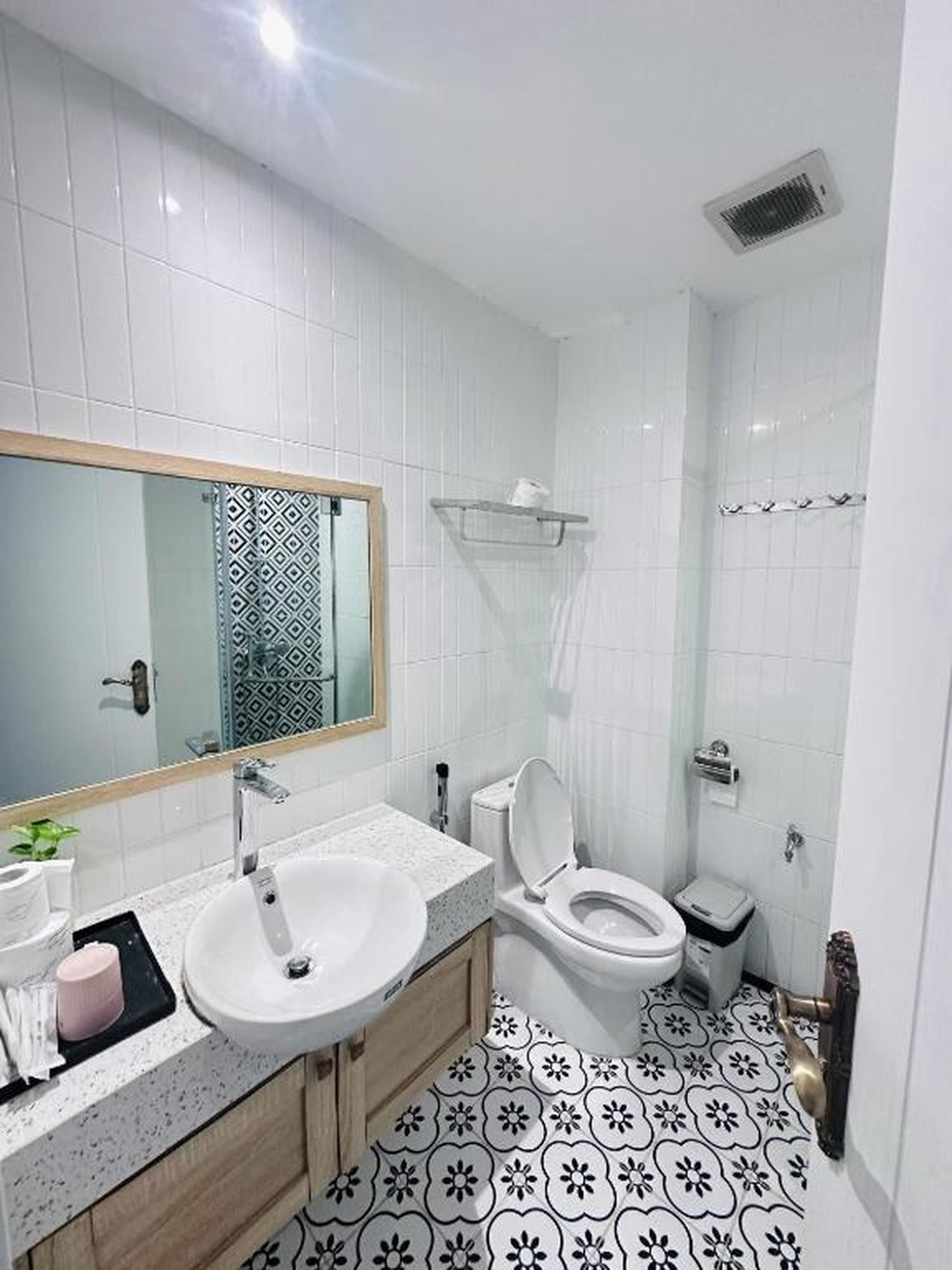 Kay Villa Chính Chủ Nội Thất VIP 6PN Sát Biển - Hình 29
