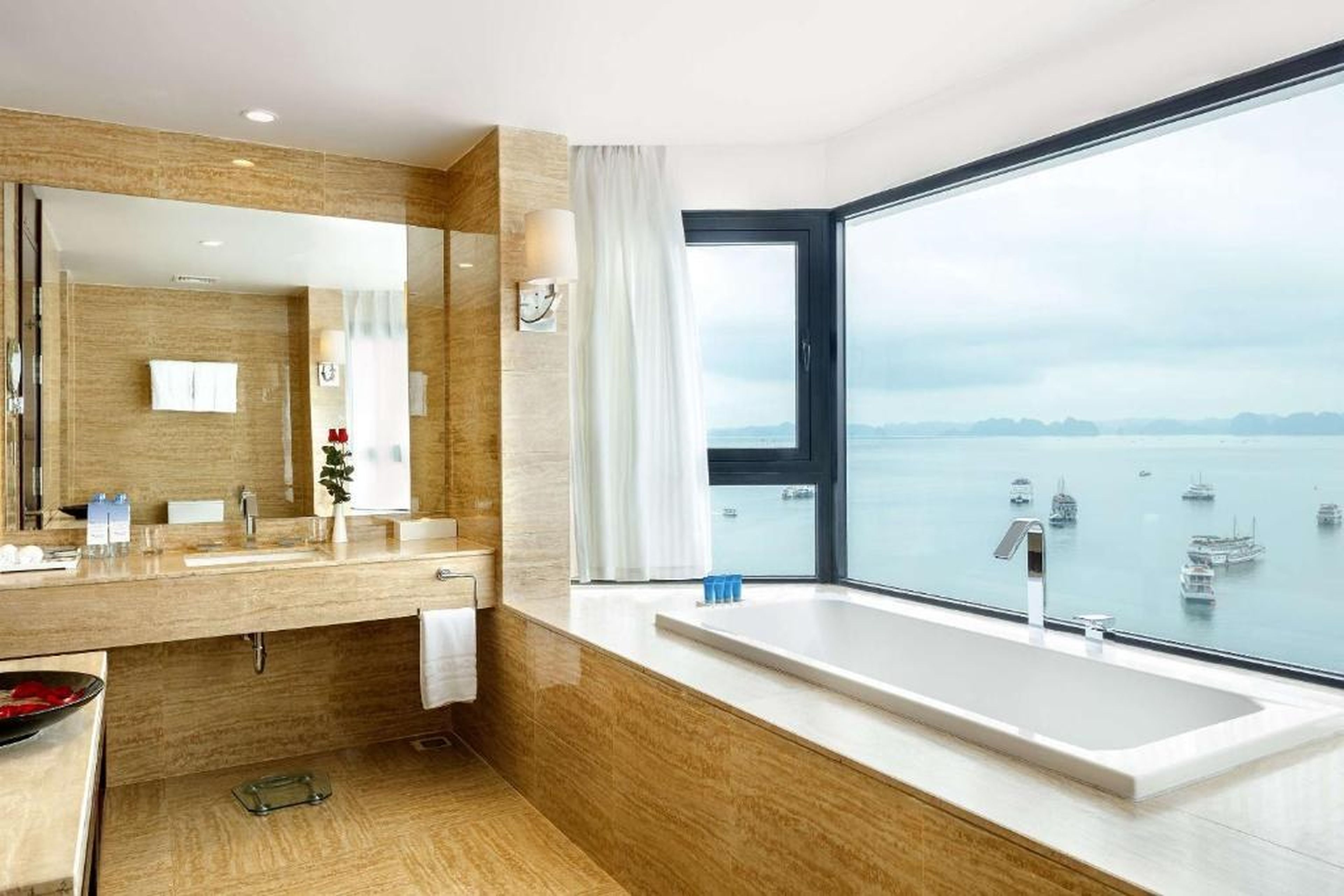 Wyndham Legend Halong - Hình 20