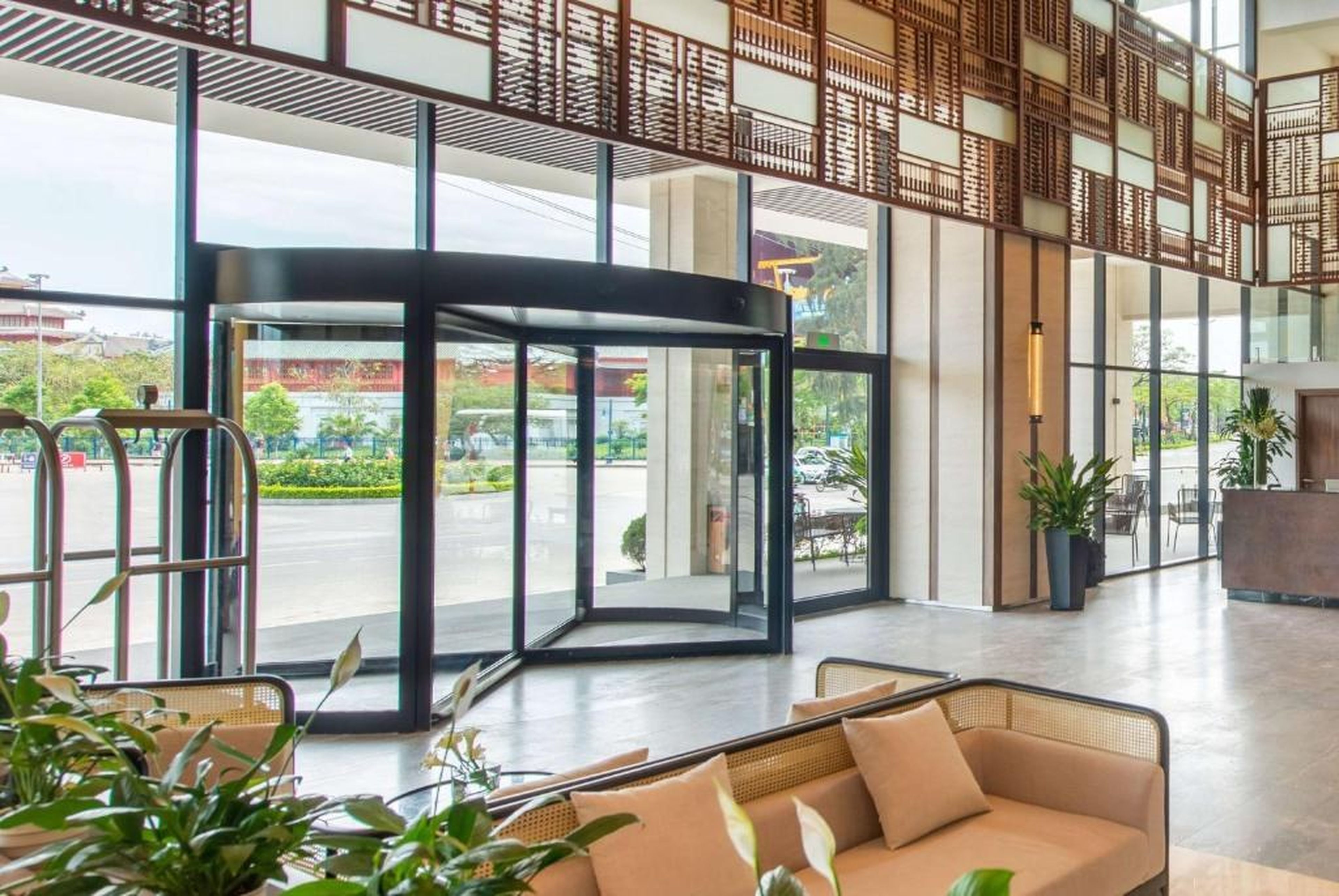 Hotel Soleil Ha Long, Trademark Collection by Wyndham - Hình 8