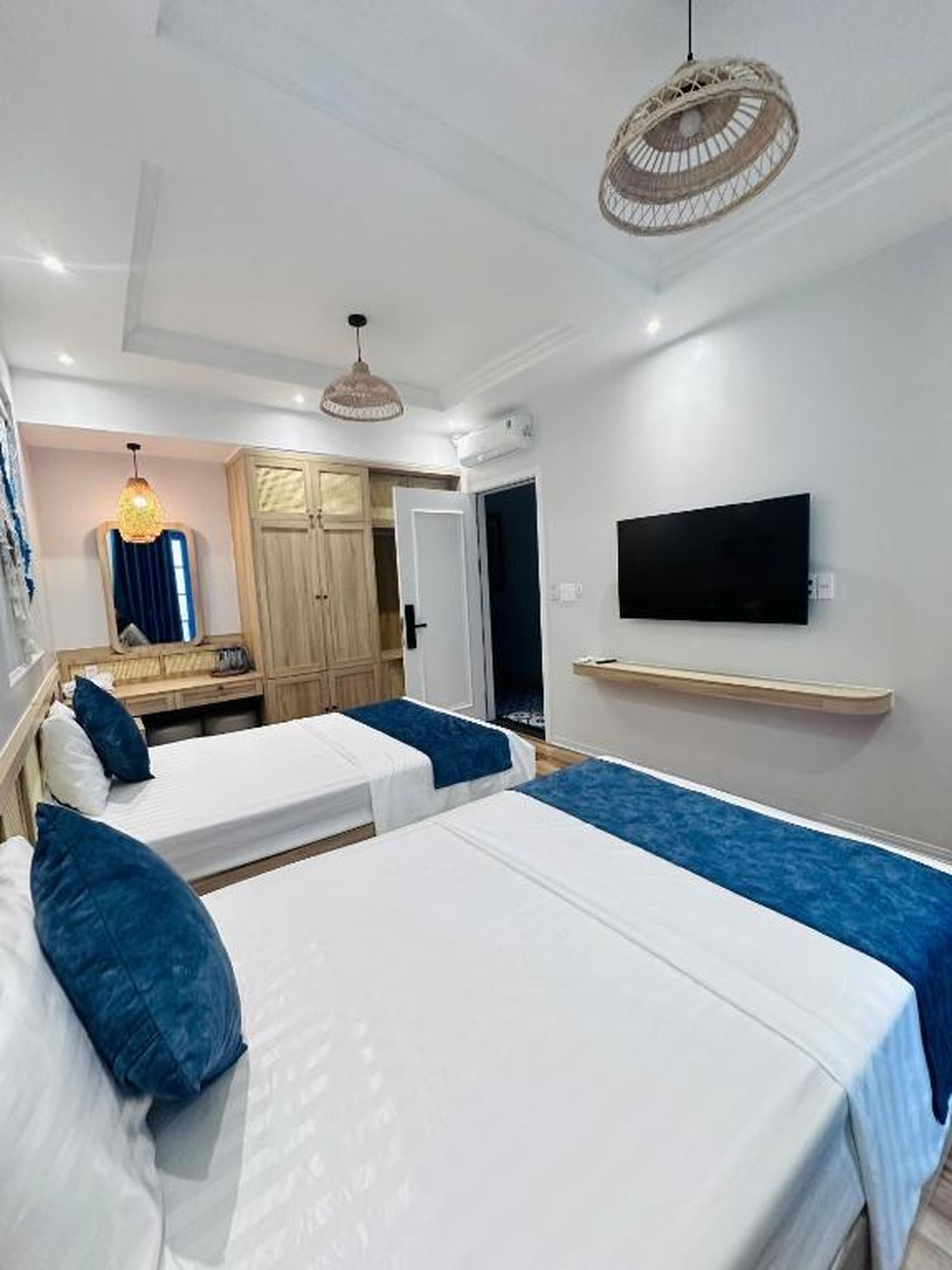 Kay Villa Chính Chủ Nội Thất VIP 6PN Sát Biển - Hình 39