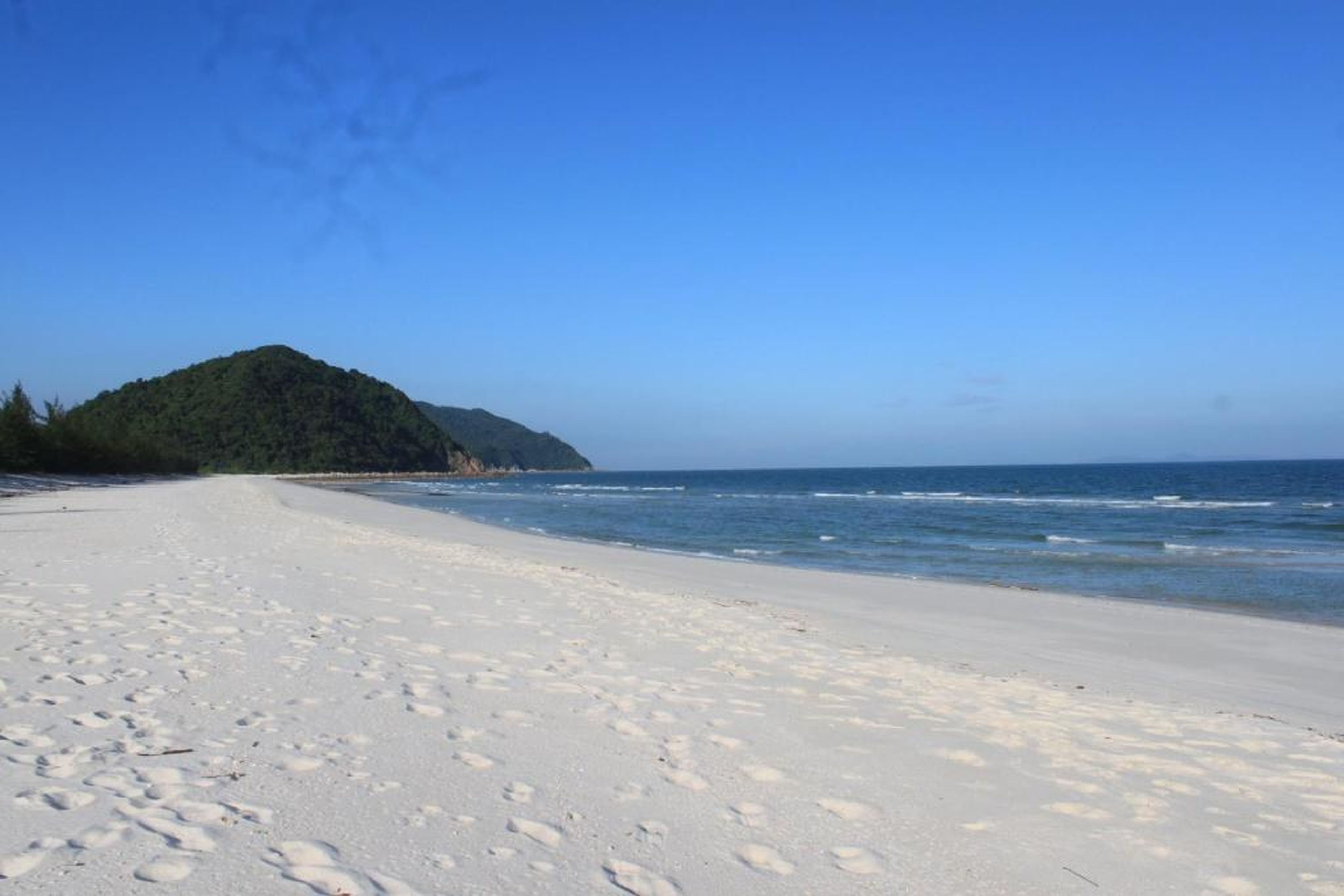 Minh Chau Beach Resort - Hình 10