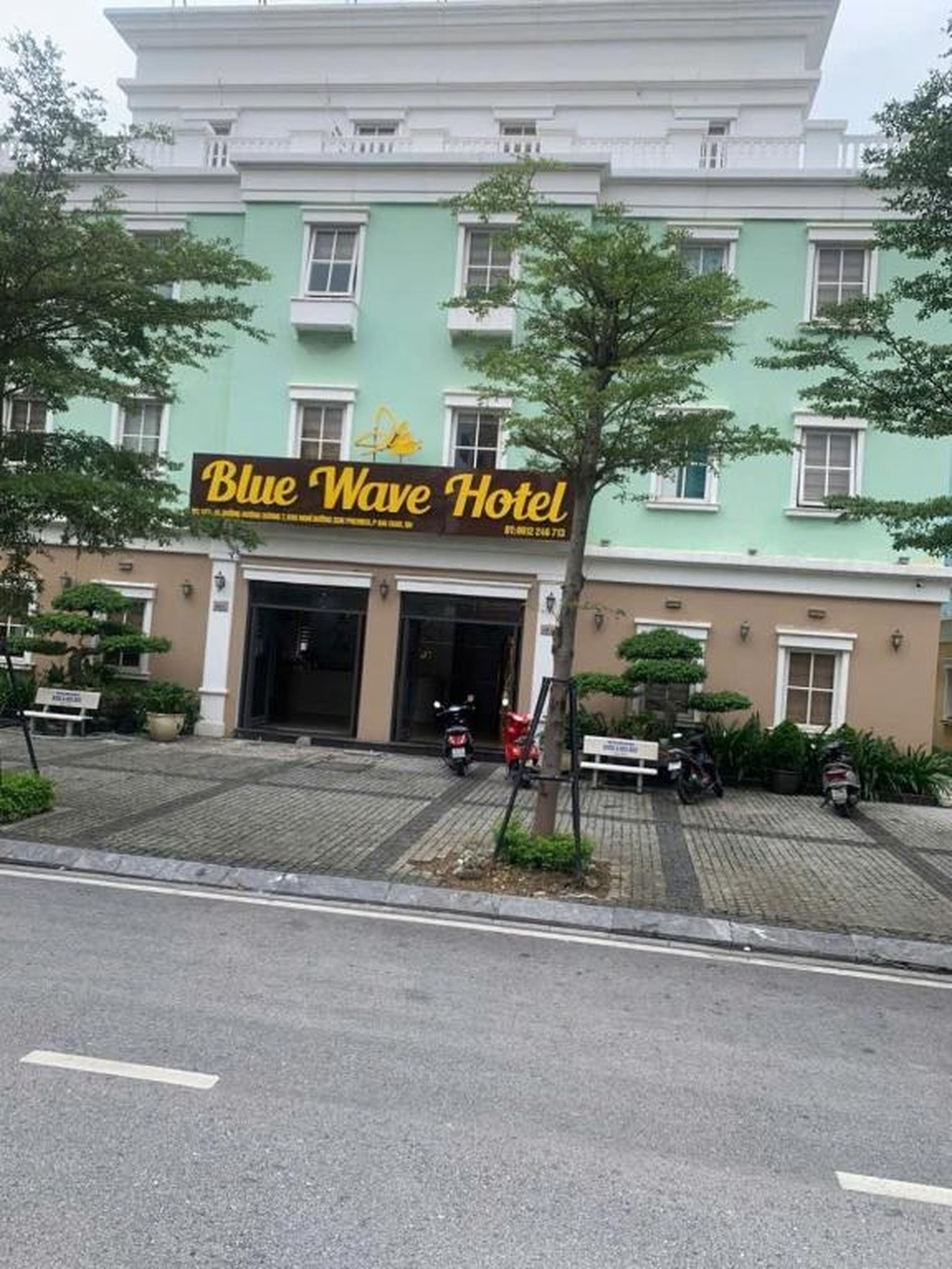 Blue wave hotel - Hình 6