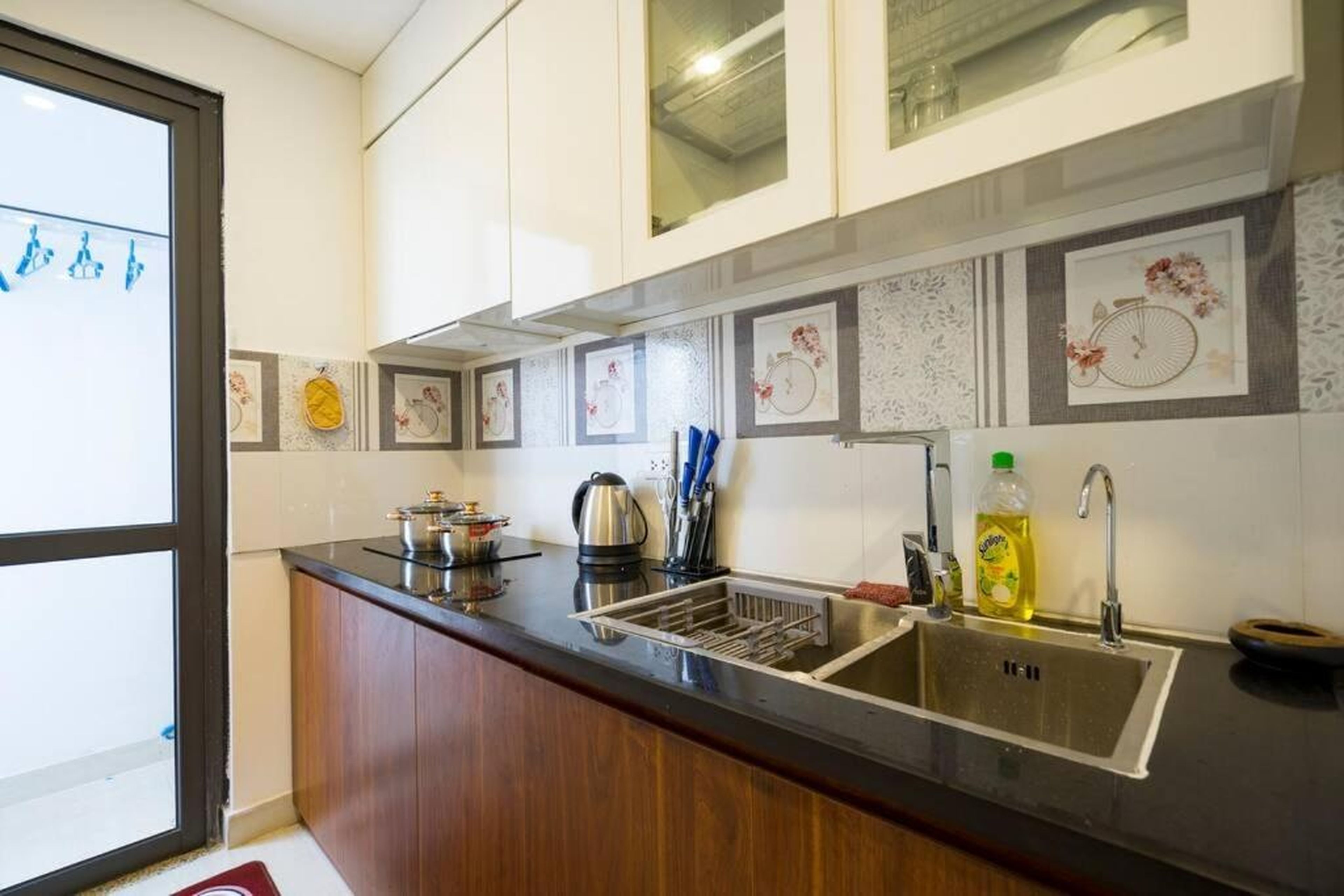*Ha Long Homestay @ Sunrise Apartment - 2 BR - Hình 8