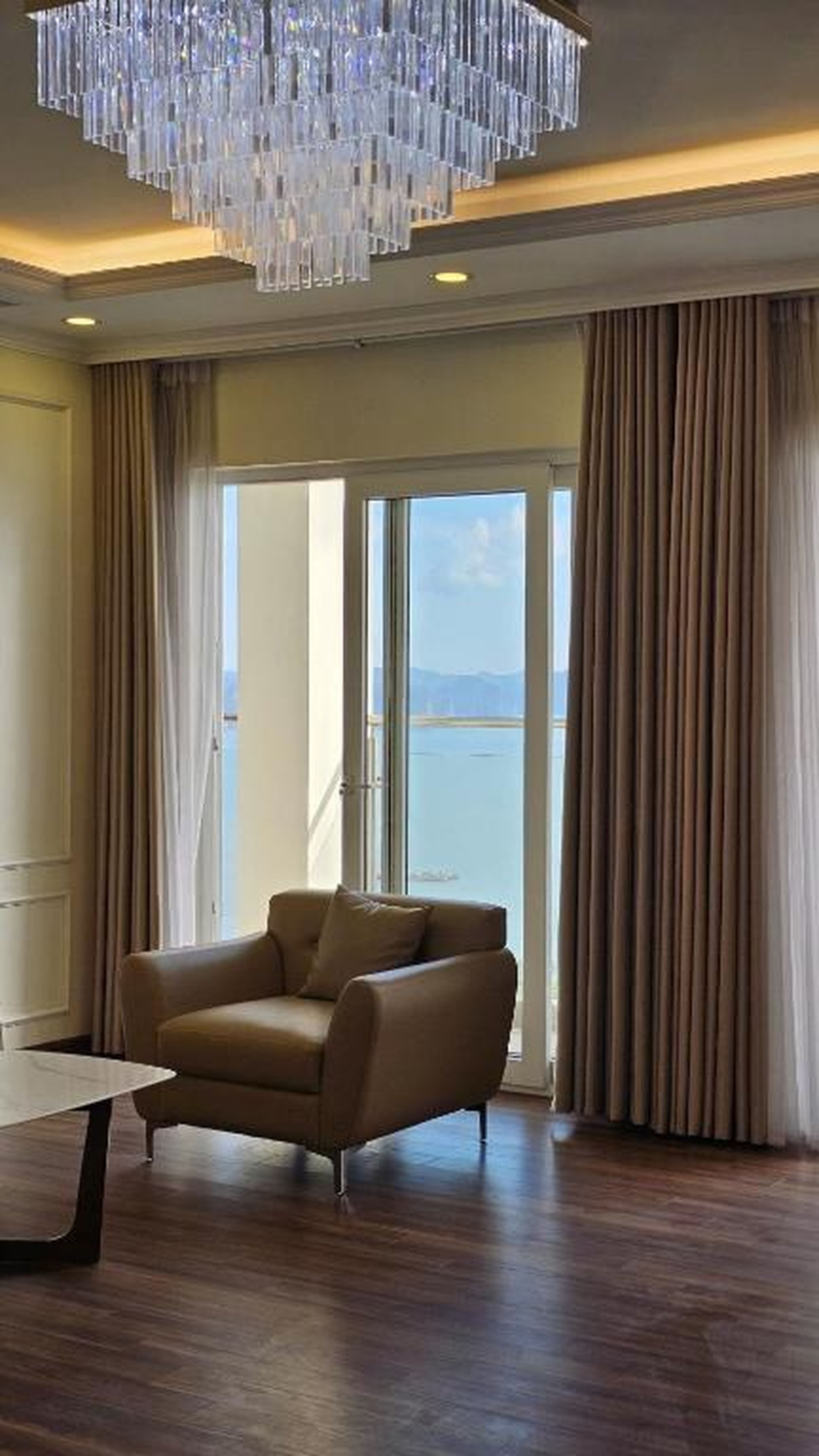 Newlife Tower- by Greenbay Premium homestay Hạ Long Bay - Hình 13