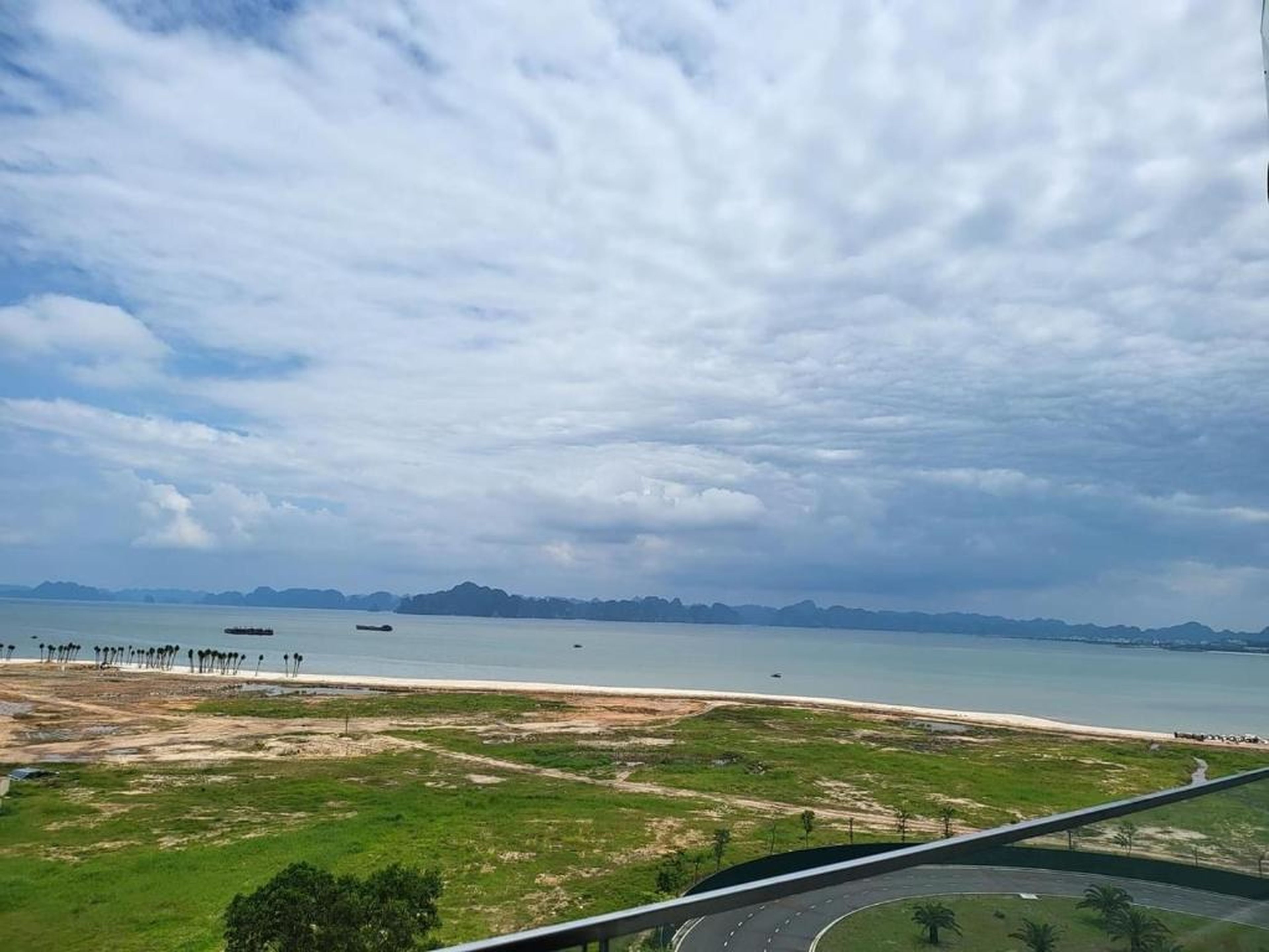 Homestay Citadine Ha Long Apartment with Seaview - Hình 18