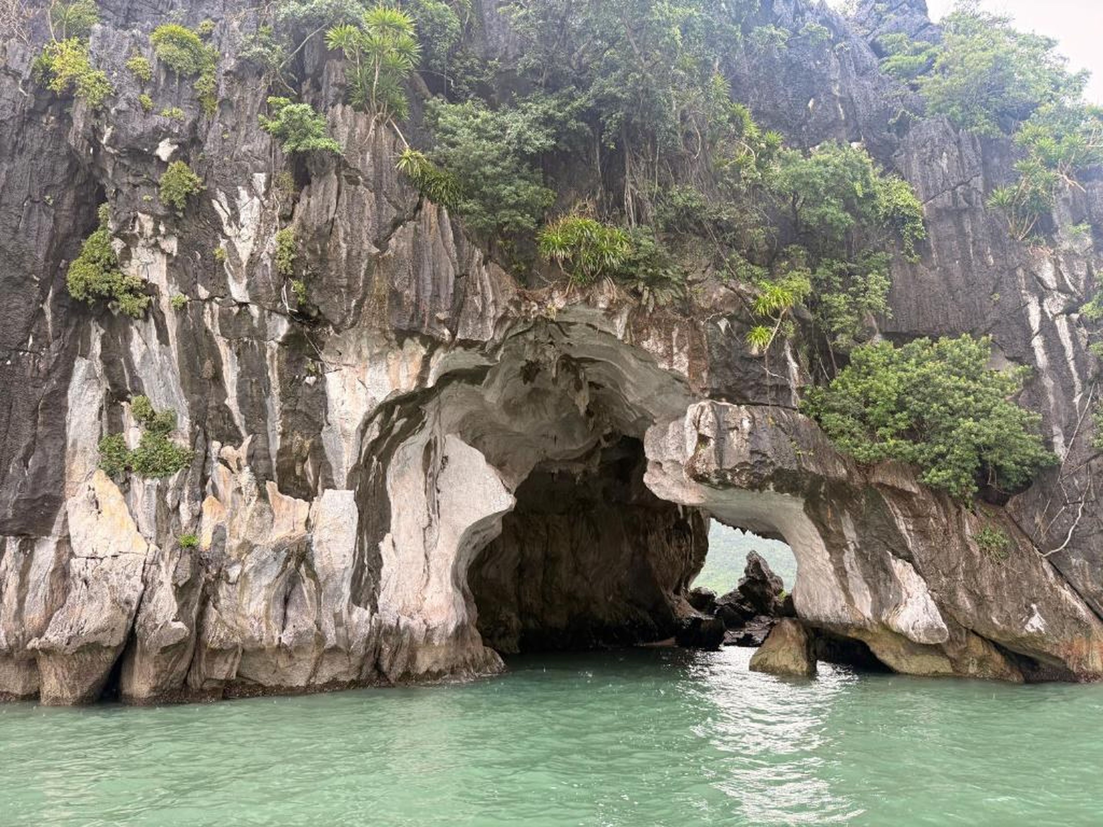 Oris Cruises Ha Long - Bai Tu Long Private Journeys - Hình 43