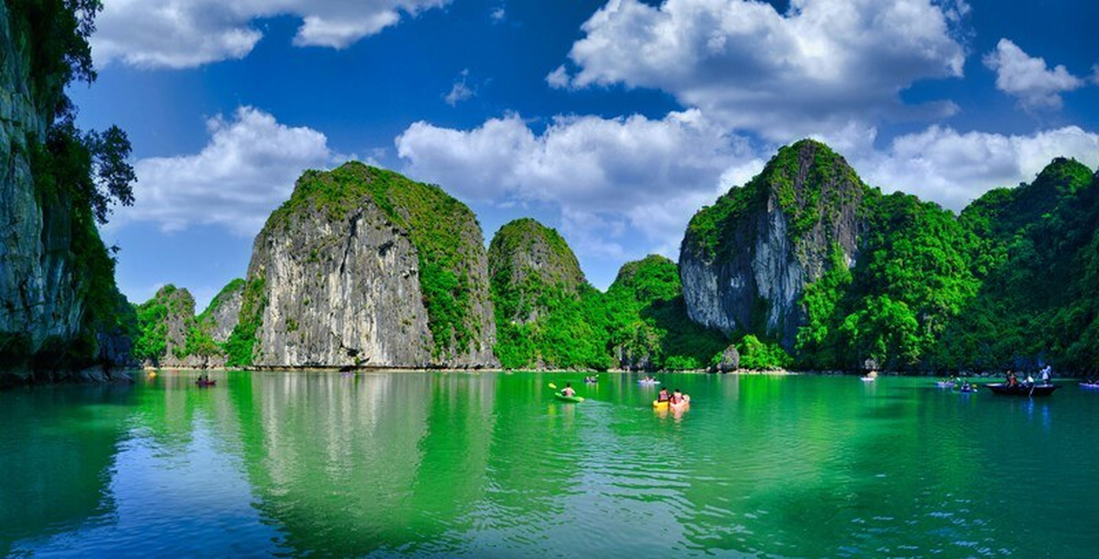 Có nên du lịch Hạ Long tháng 7 hay không và những điều bạn cần biết - Hình 5