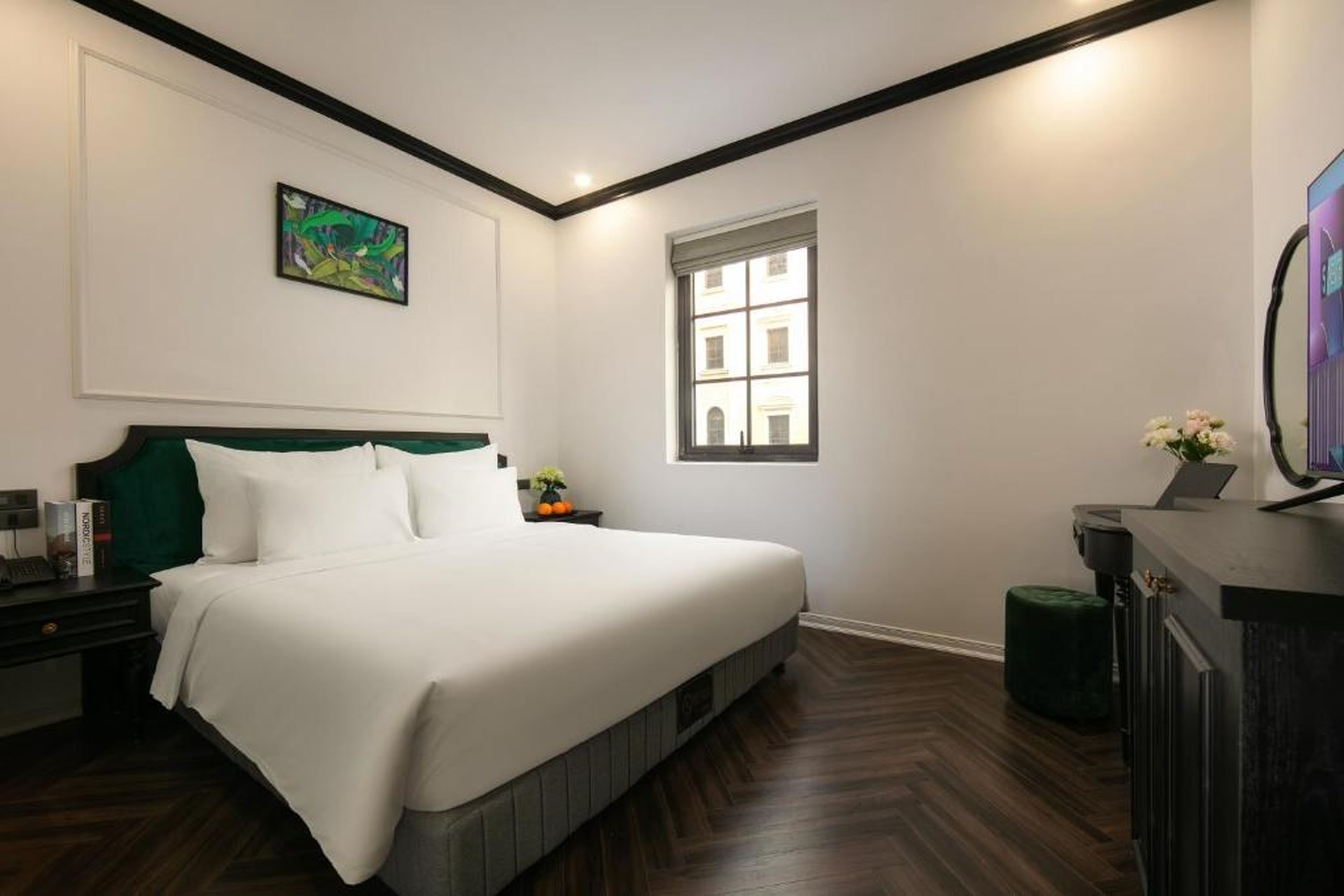Elegant Boutique Hotel Ha Long - Hình 5