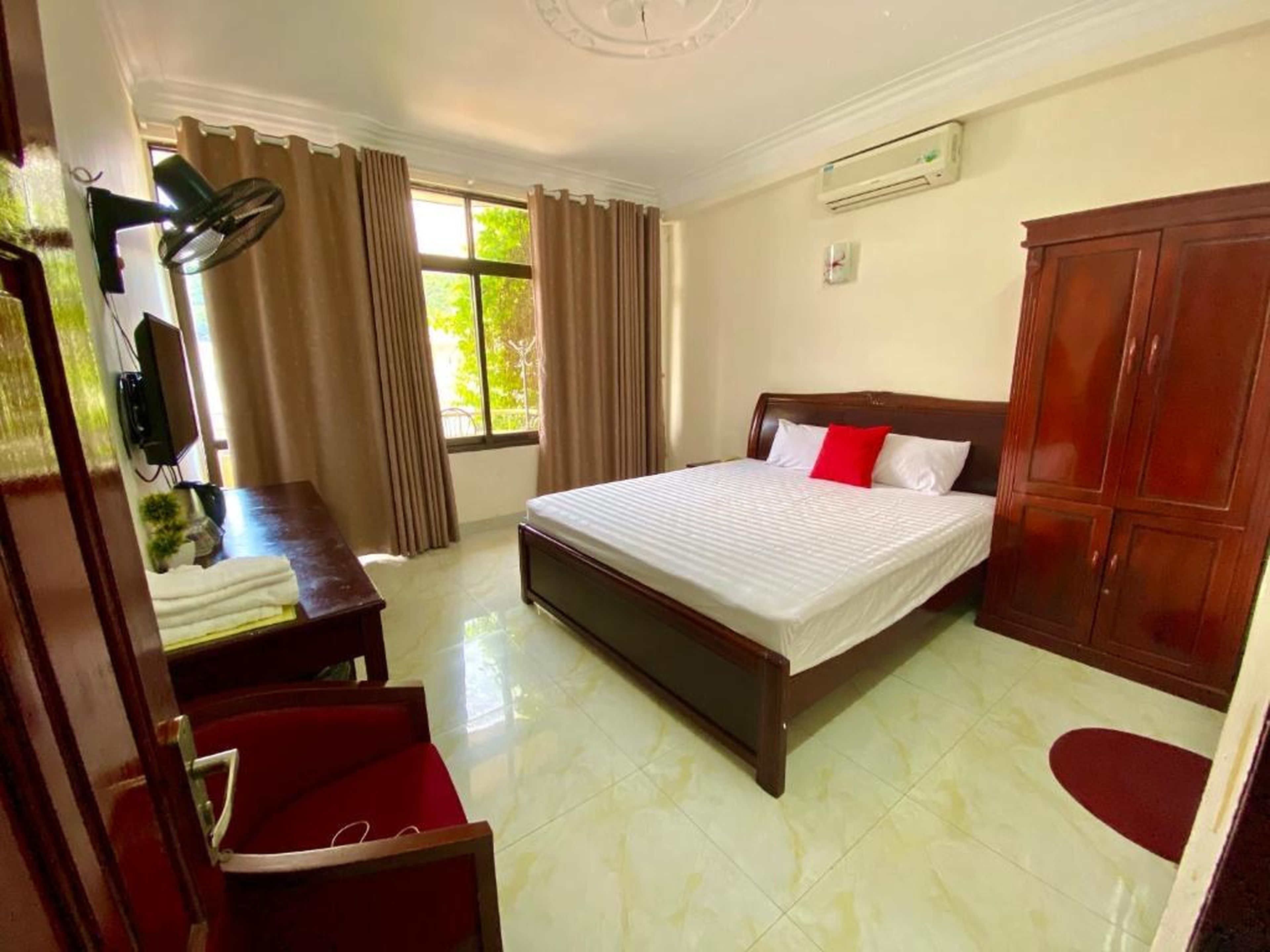 Viet Nhat Halong Hotel - Bai Chay - Hình 4
