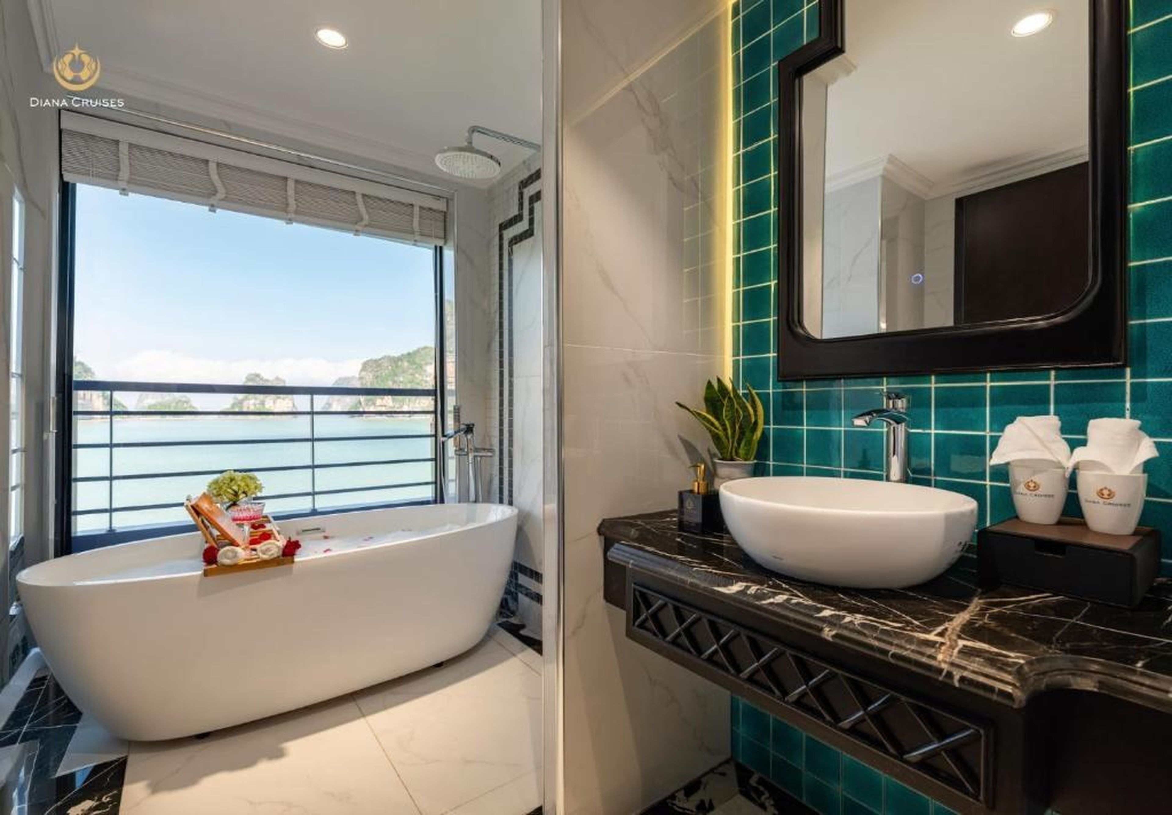 Diana Cruises Halong Bay - Luxury by Venus Group - Hình 34