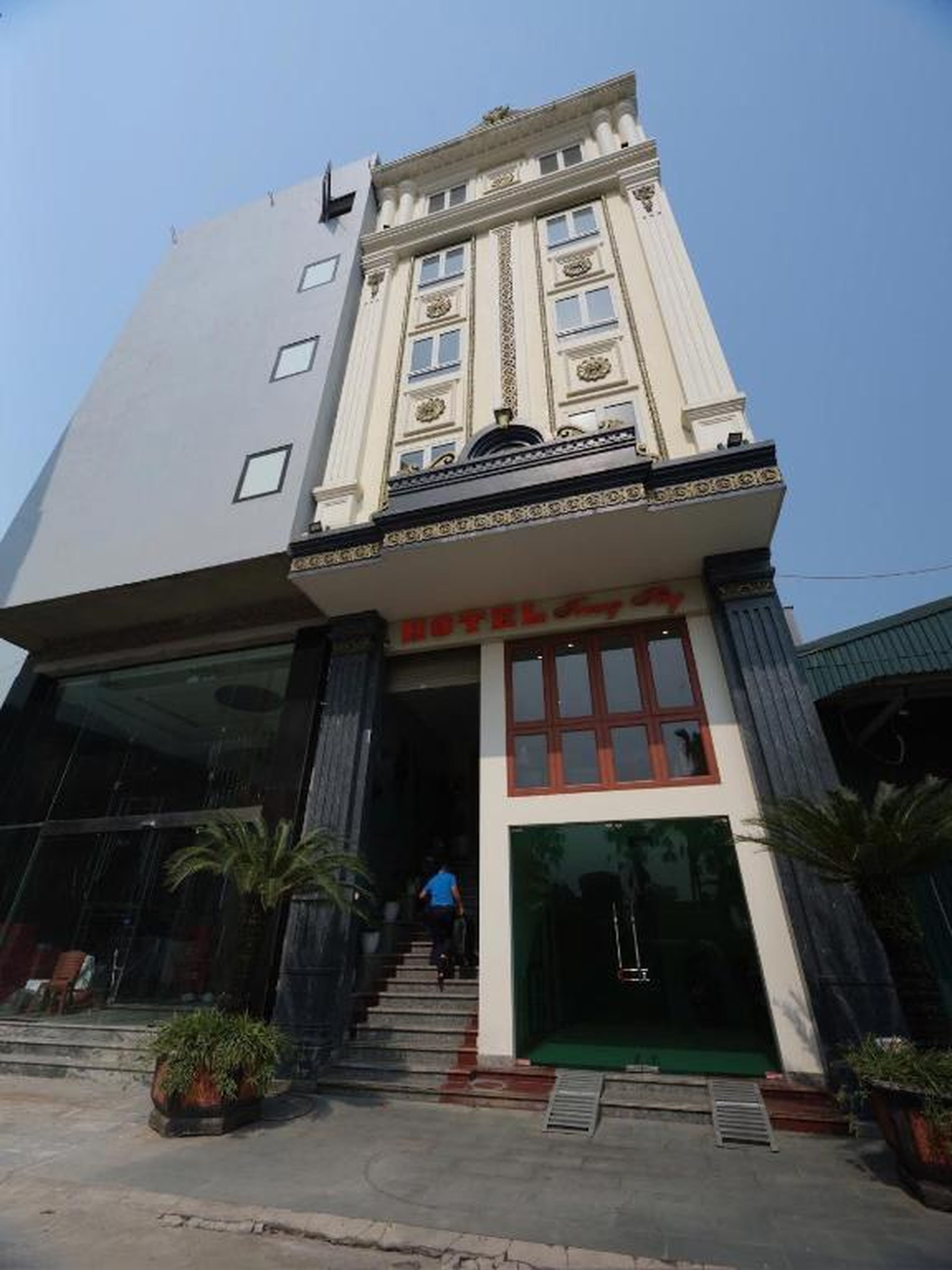 A12 Hotel - Hình 9