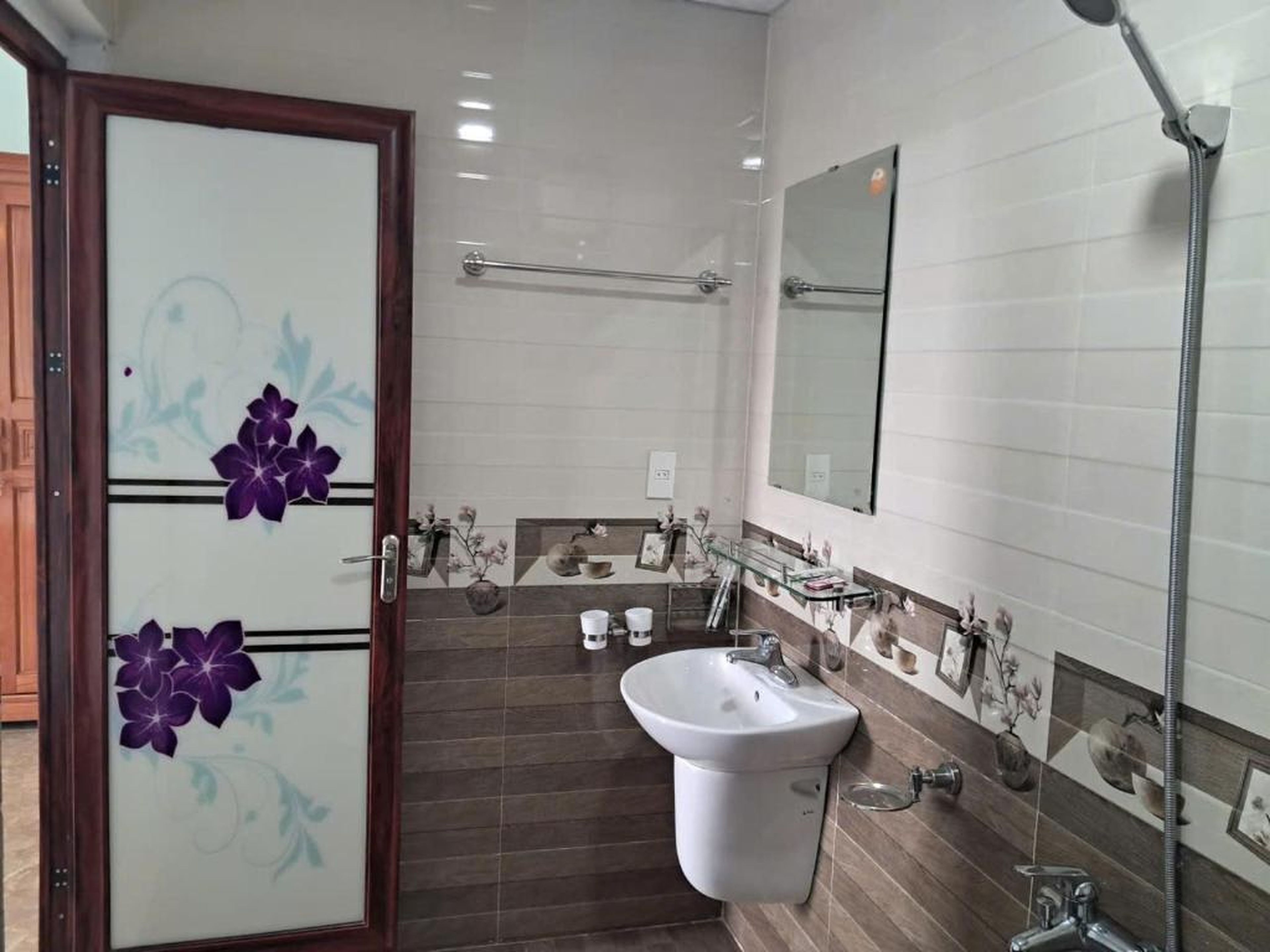 Hoang Yen Guesthouse - Hình 4