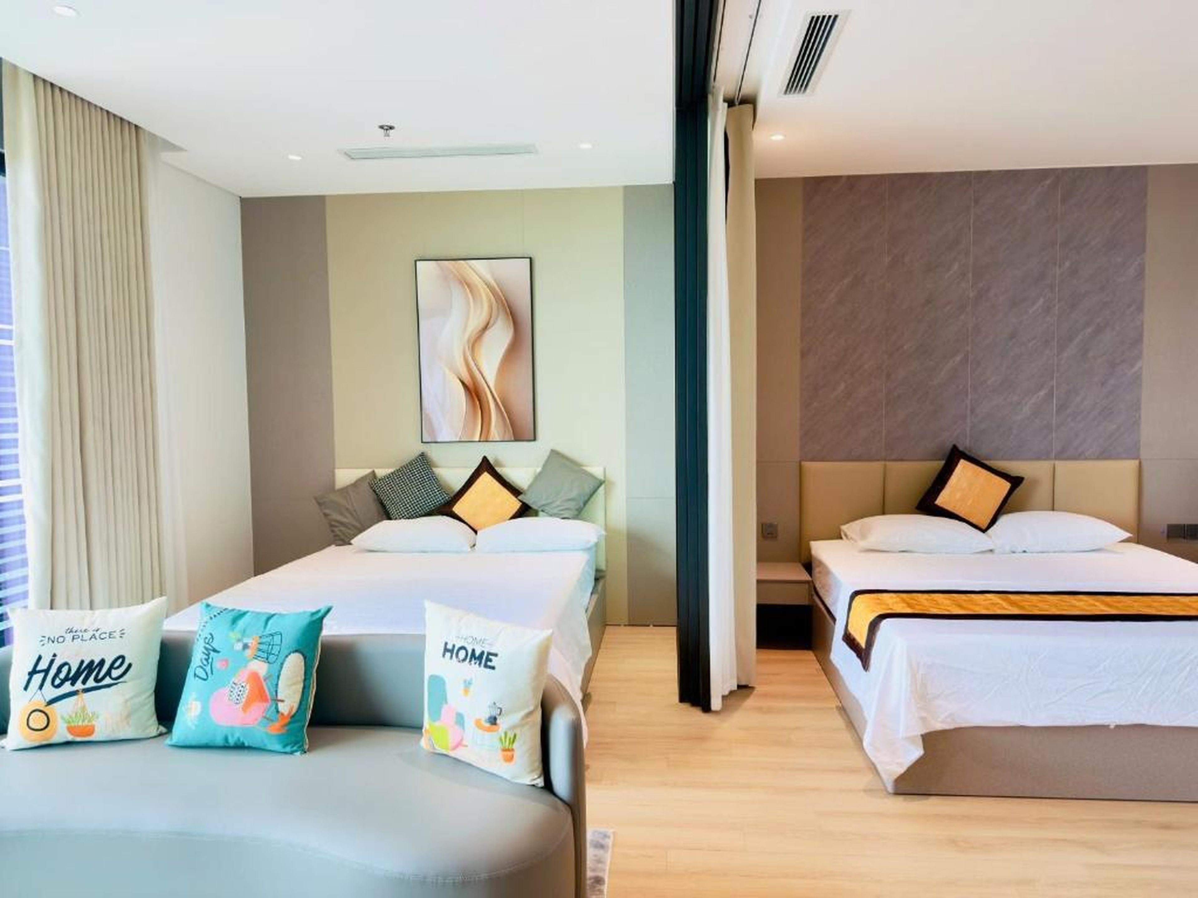 The Holiday Hạ Long-Bay Chill - Hình 5