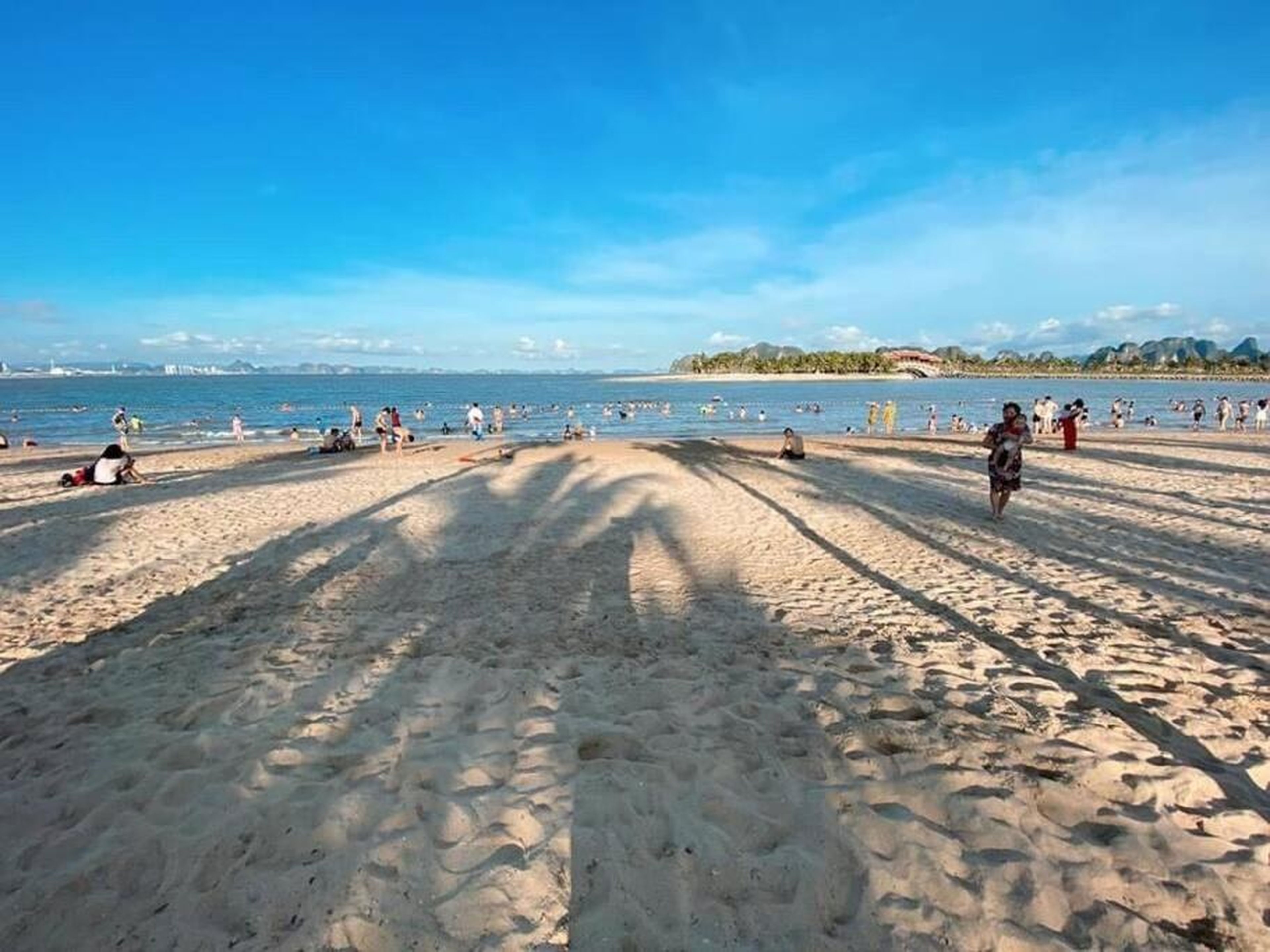 Ecobay Halong 2- Mountain view & near Marina beach - Hình 17