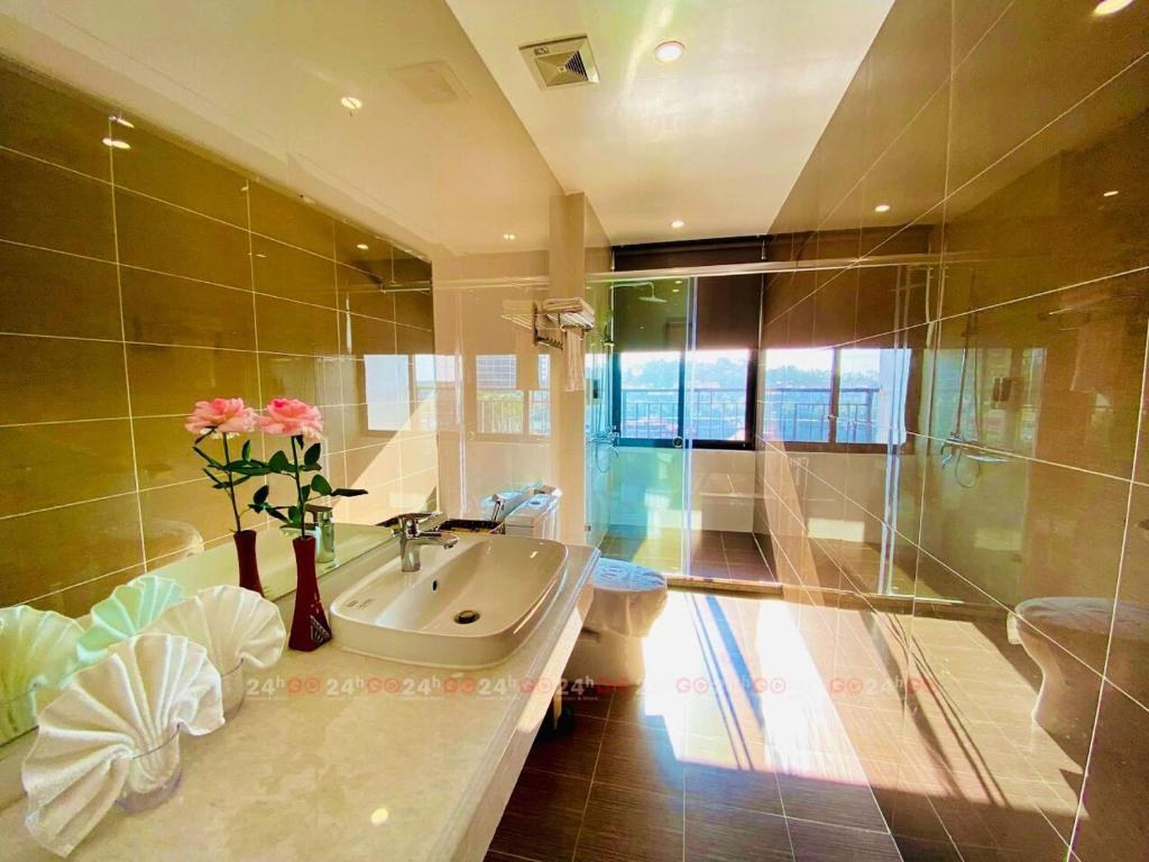 Tuan Chau Marina Hotel - Hình 2