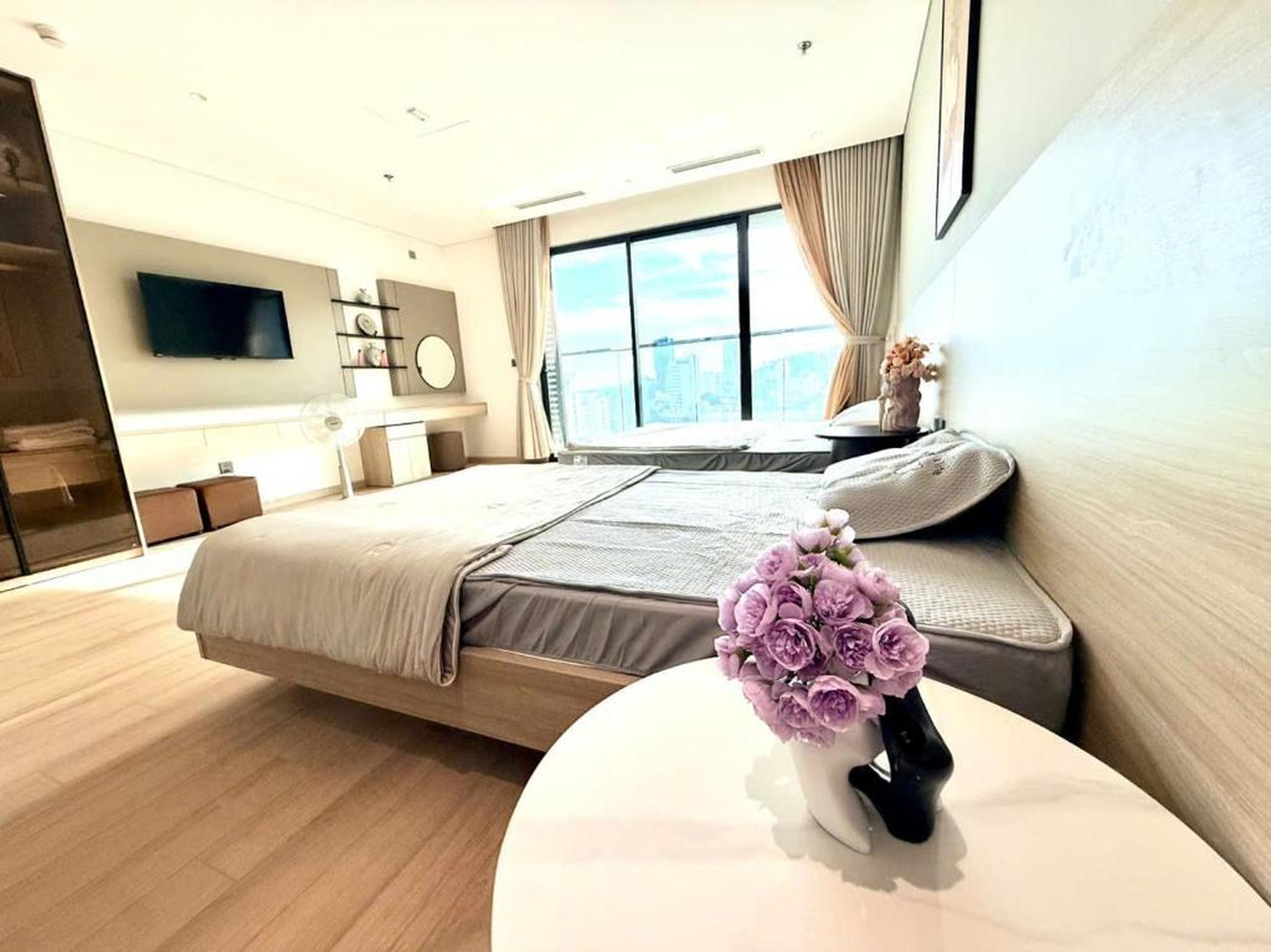 HOLIDAY HALONG - Studio - Hình 4