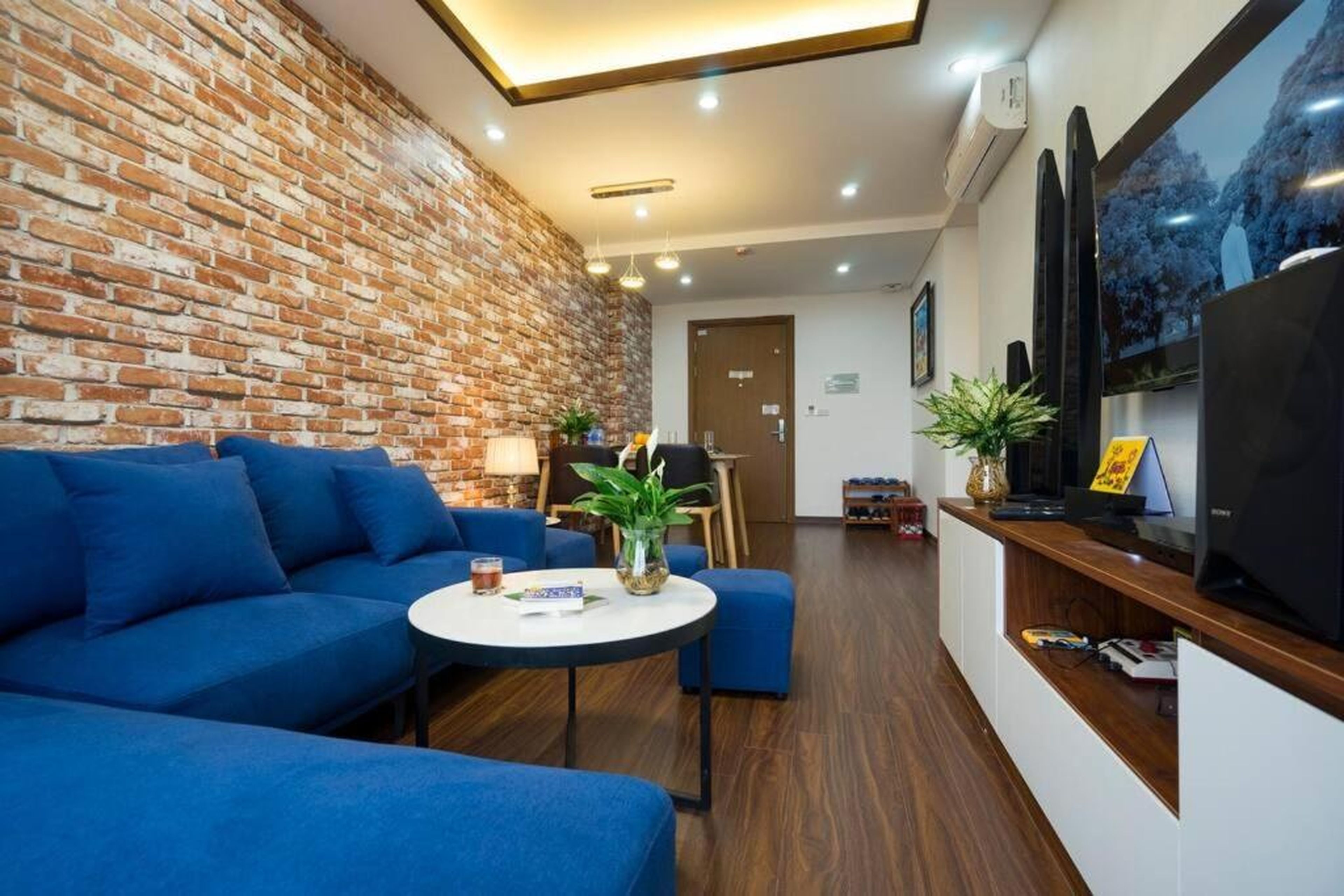 *Ha Long Homestay @ Sunrise Apartment - 2 BR - Hình 9