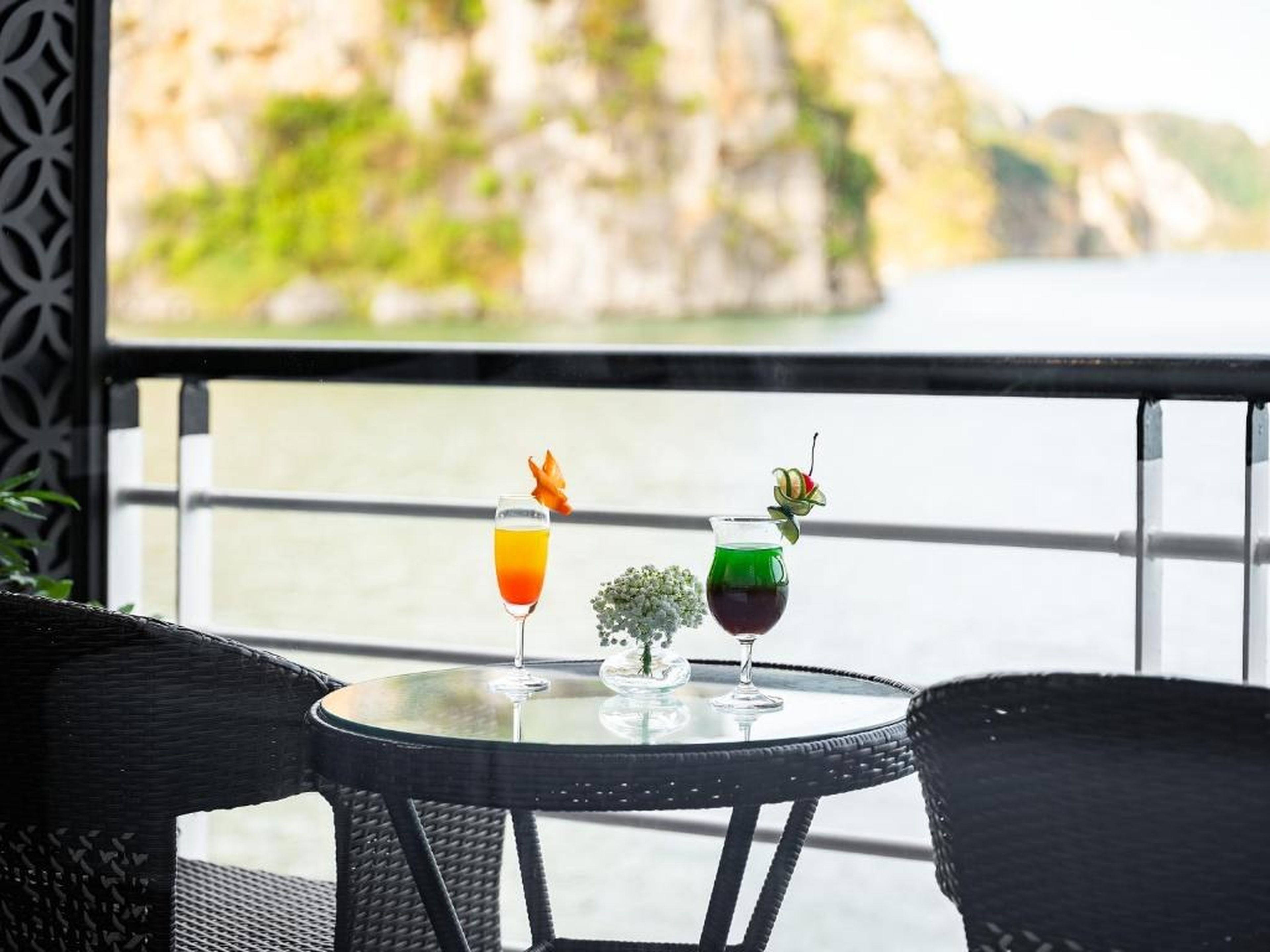 La Casta Regal 5-Star 2D1N - Lan Ha - Balcony & Bathtub Ocean View - Hình 1