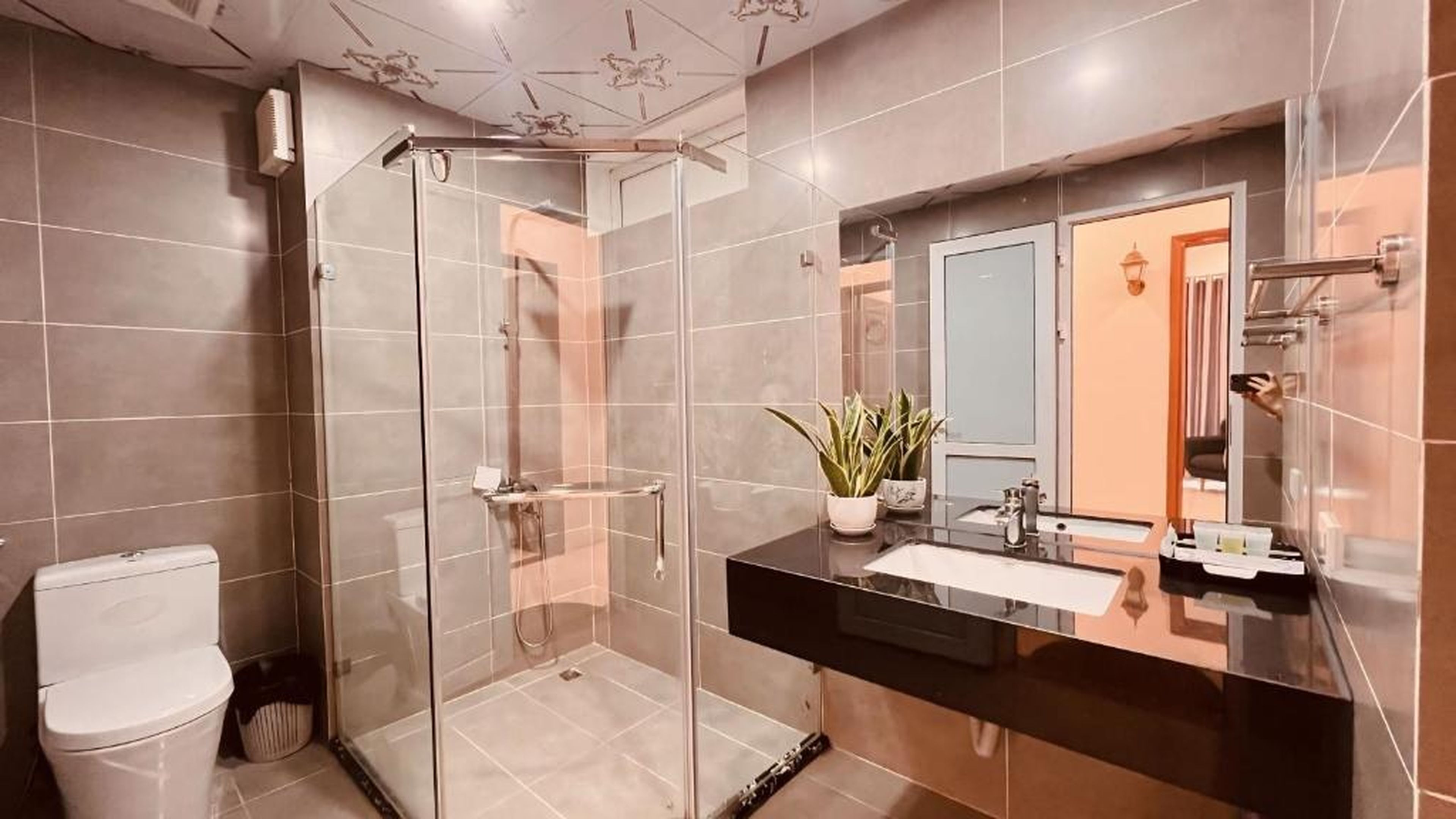 Homestay Ha Long luxury (sea ​​view) - Hình 48