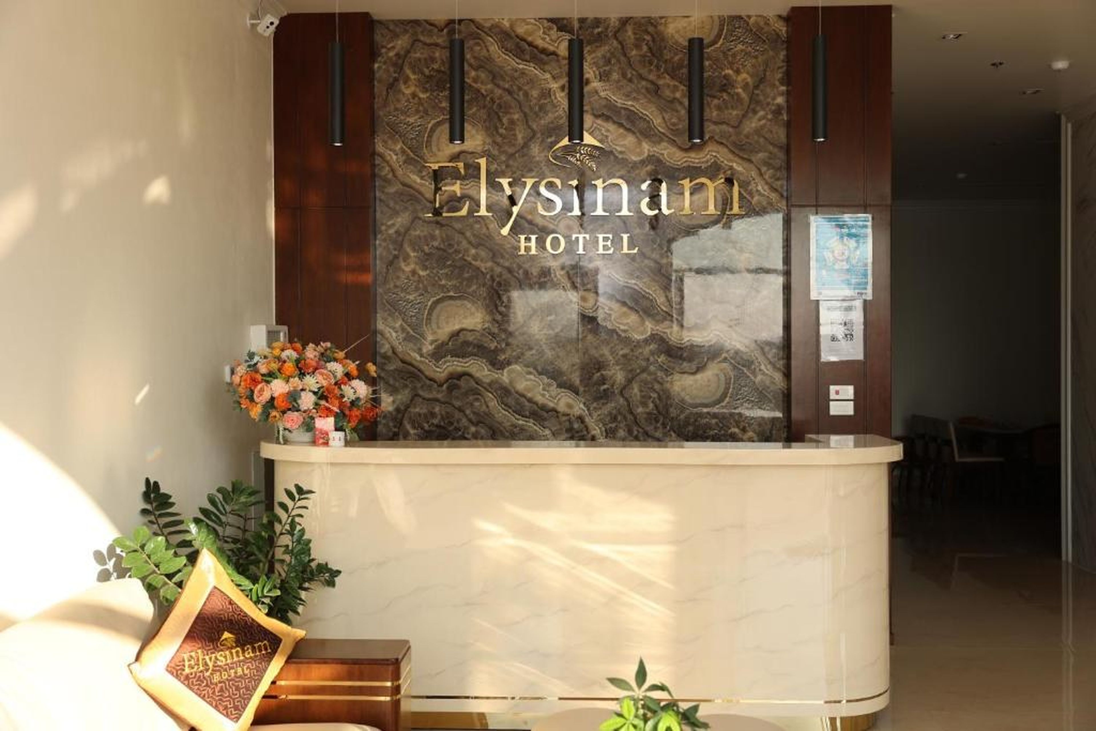 Elysinam Boutique Hotel Ha Long - Hình 3